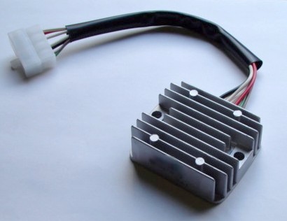 TourMax Regulator/Rectifier Yamaha XJ900 89-92, XJ900 Seca 83 OE Refs: 3G1-81960-A1, 12R-81960-A1 (NLA When Out)