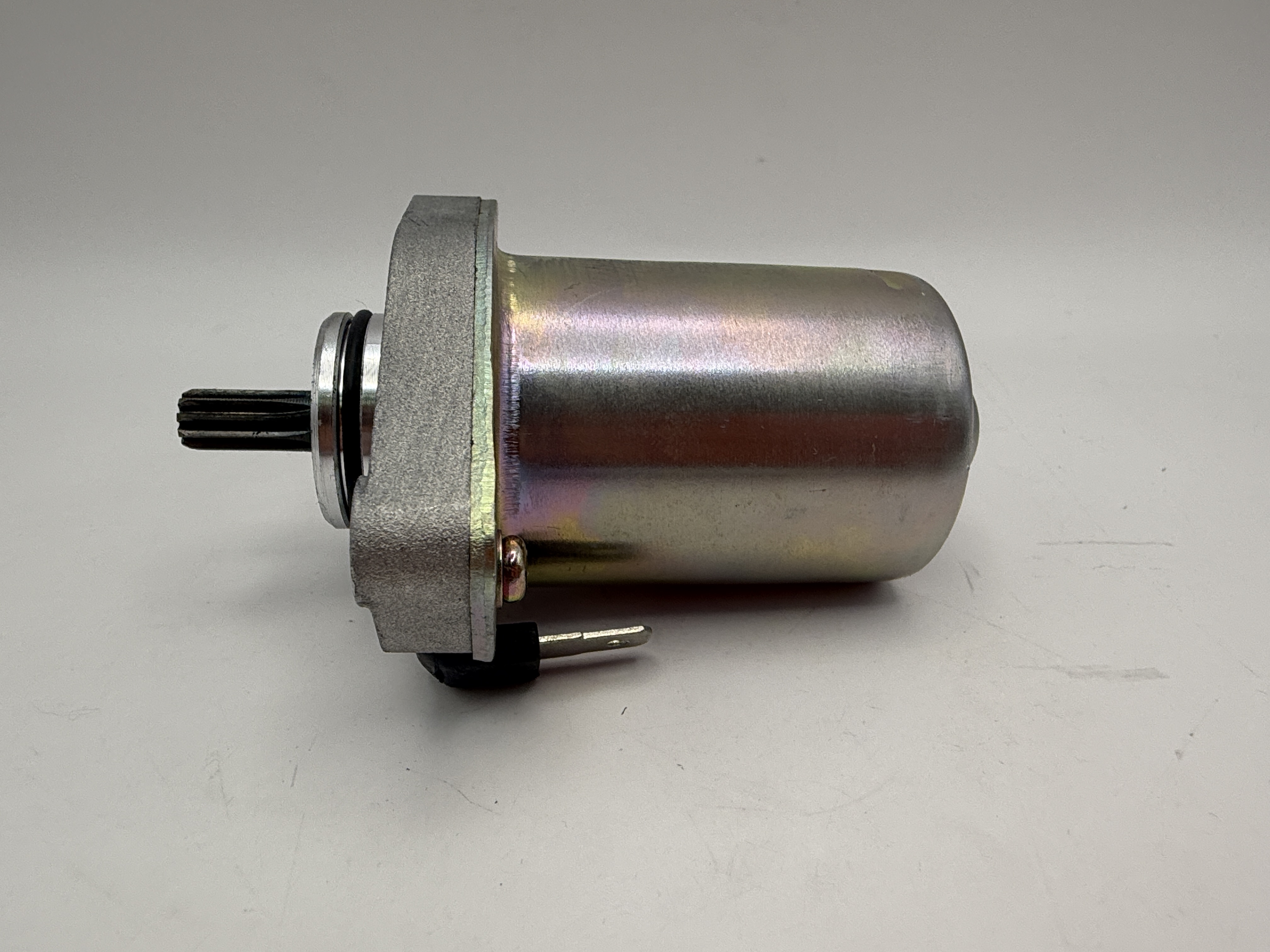 Athena Starter Motor Yamaha Models, Aprilia Models, Benelli Models, Malaguti Models OE Refs: AP8206459, AP8206805, AP8224103, 19240011A0, 33-00420, 3AA-81800-00, 3KJ-81800-01, 4VV-H1800-00, 5BM-81800-01 Refs: SMU0342, SMU0344, SMU0342, SMU0344