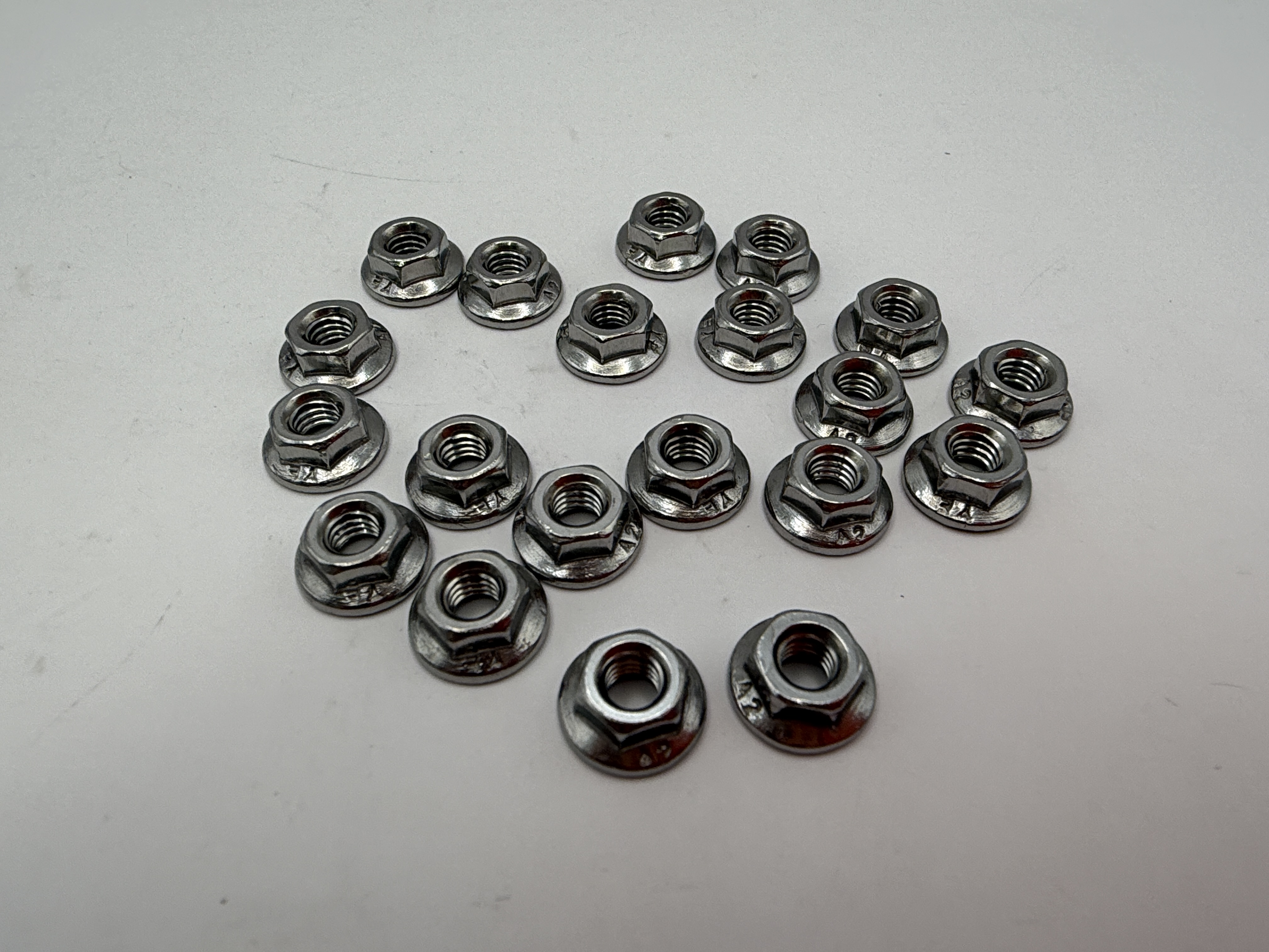 Hendler Nuts Flange Stainless Steel M4 x 0.70mm Pitch