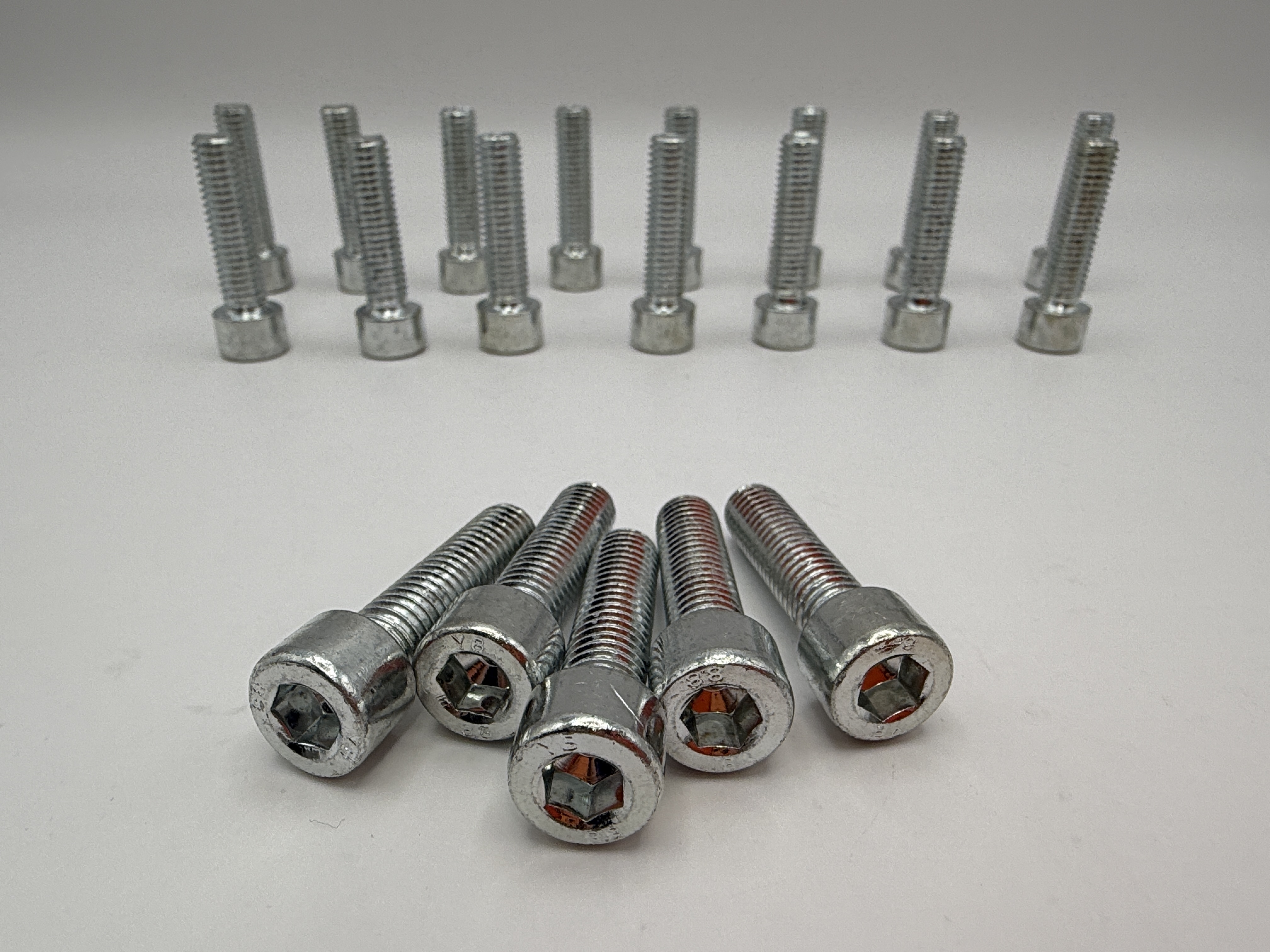 Hendler Screws Allen M8 x 30mm x 1.25mm Pitch