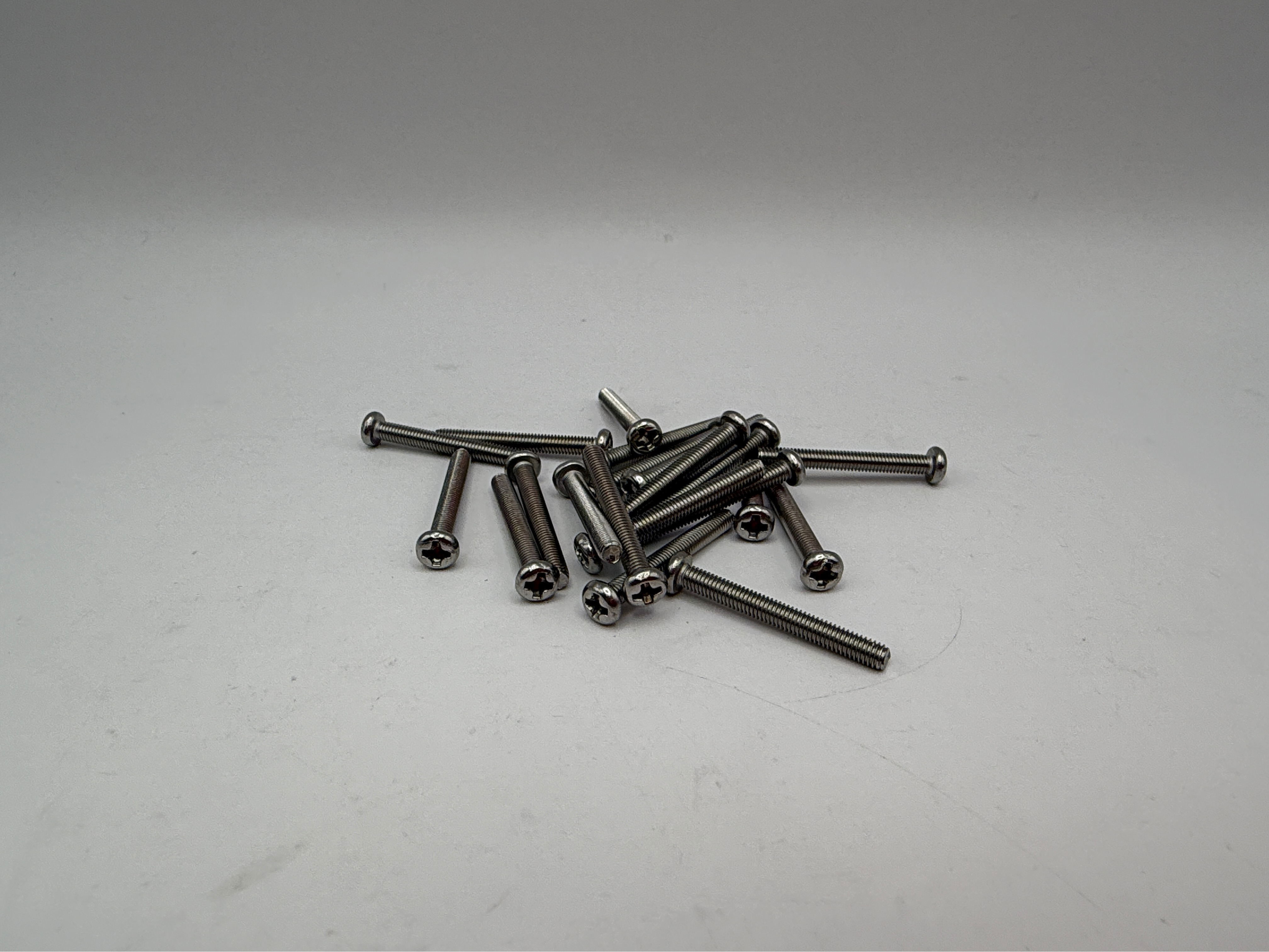 Hendler Screws Philips Pan Head Stainless Steel M3 x 25mm x 0.50mm Pitch