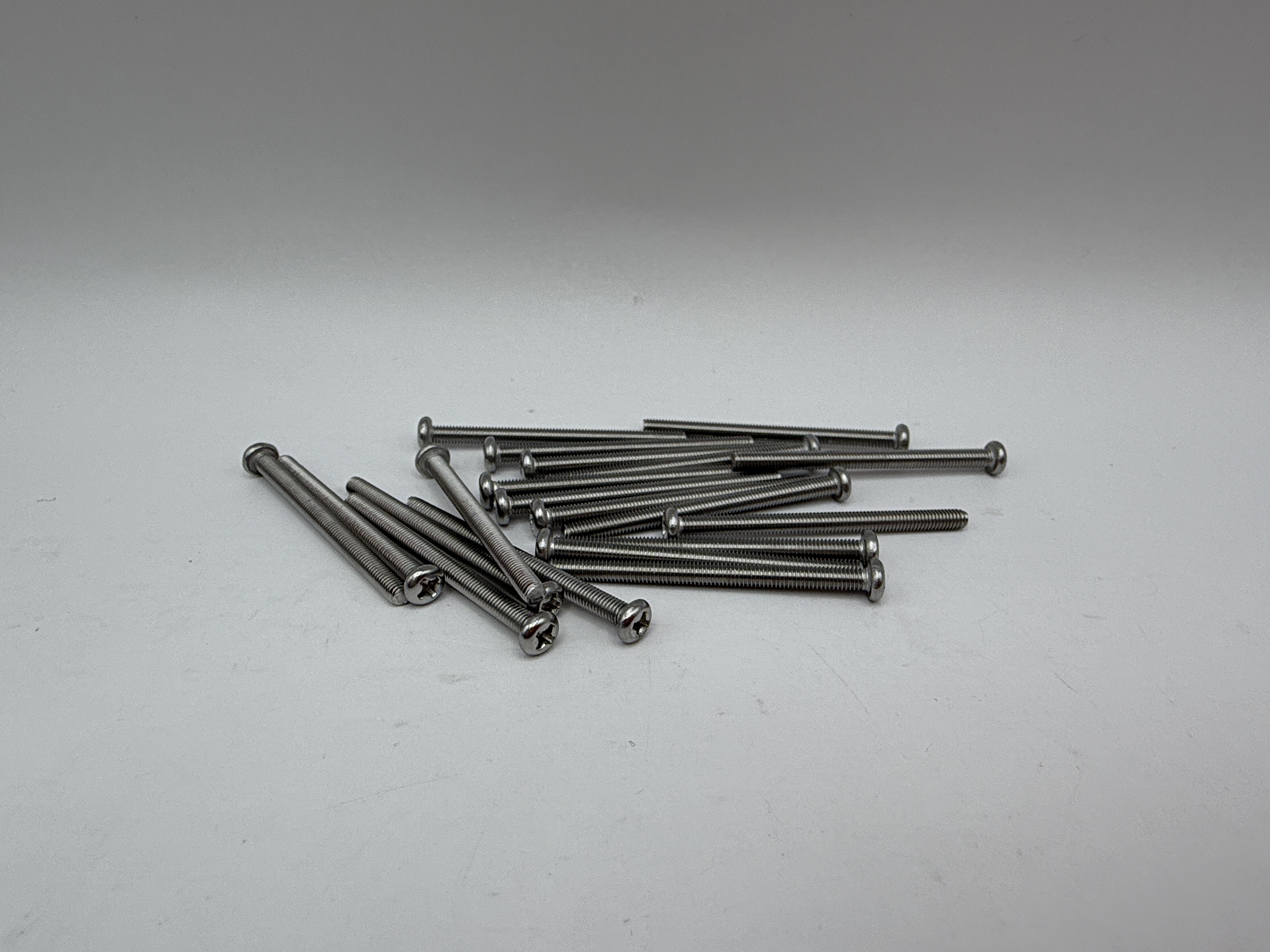 Hendler Screws Philips Pan Head Stainless Steel M3 x 40mm x 0.50mm Pitch