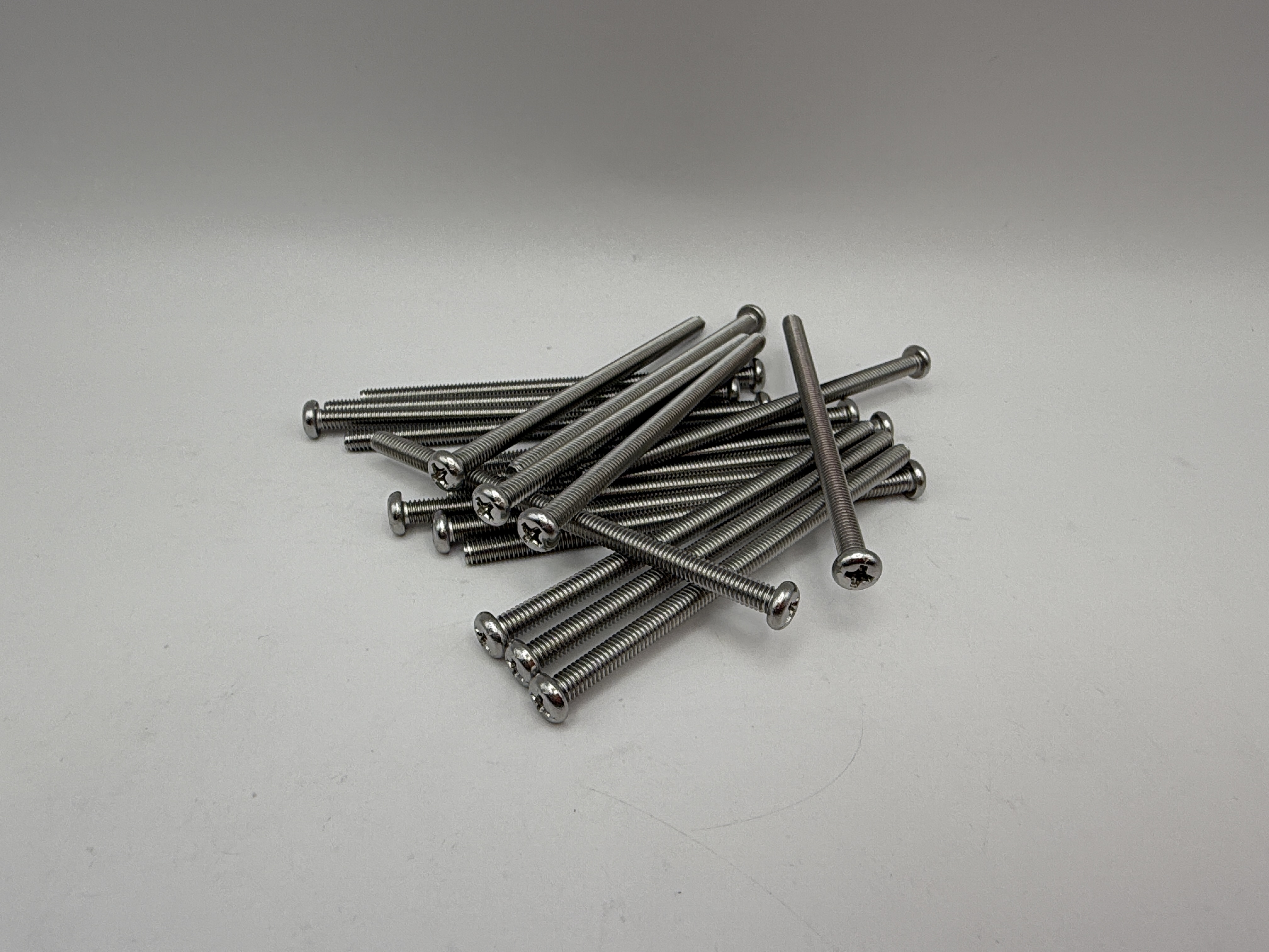 Hendler Screws Philips Pan Head Stainless Steel M4 x 75mm x 0.70mm Pitch