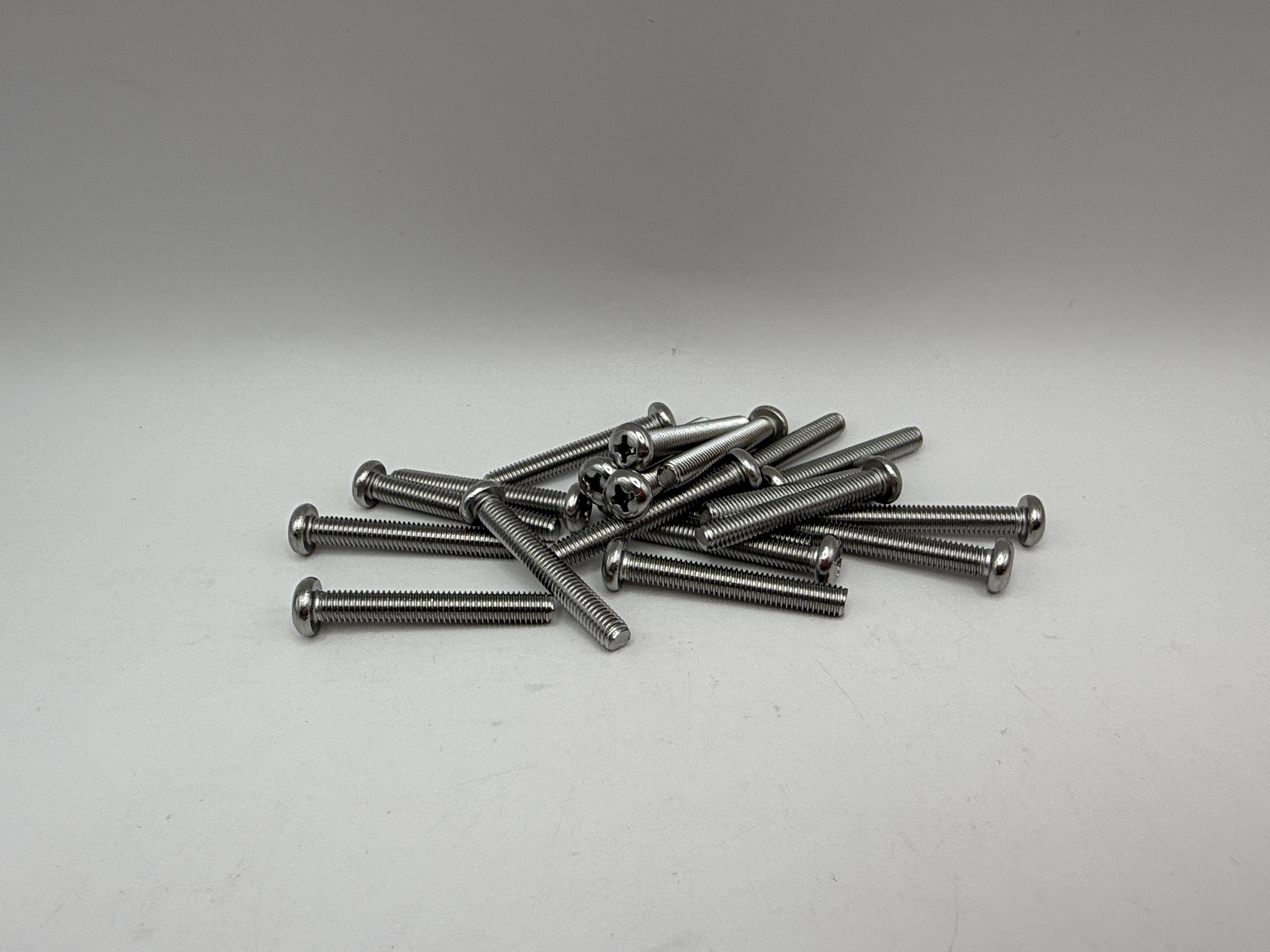 Hendler Screws Philips Pan Head Stainless Steel M5 x 35mm x 0.80mm Pitch