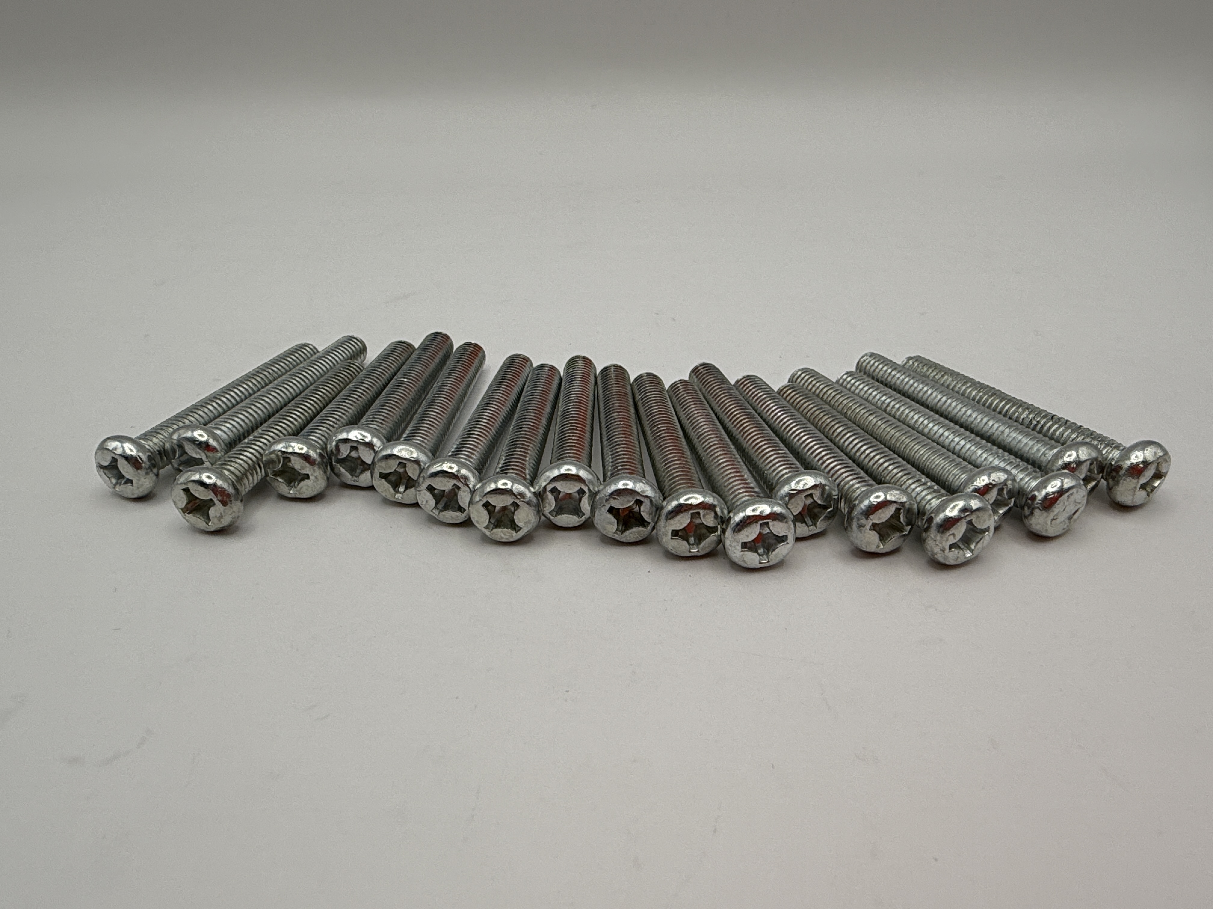 Hendler Screws Philips Pan Head M6 x 40mm x 1.00mm Pitch