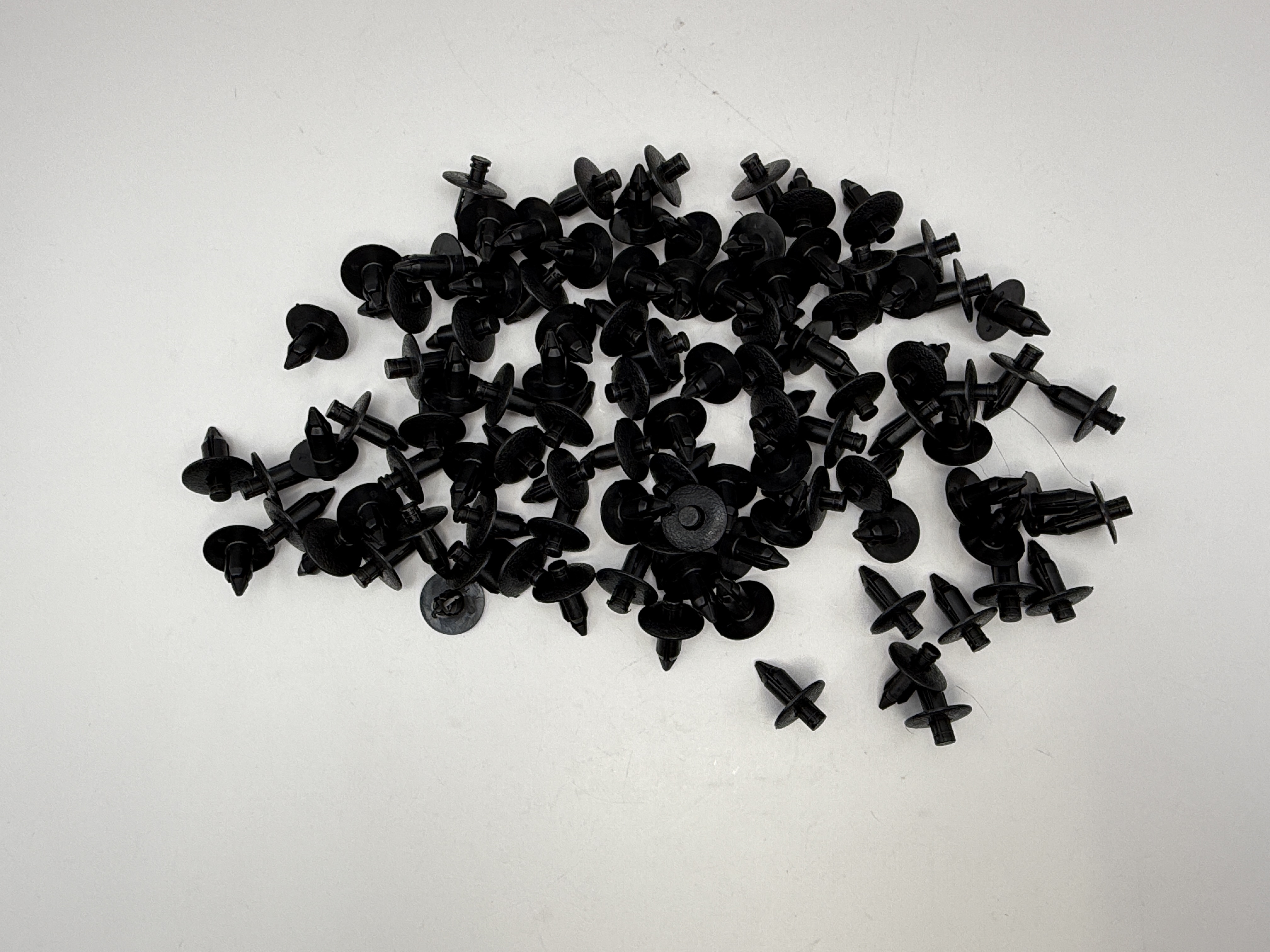 Fairing Clip Pry Rivet 6.5mm OD, 18mm Head, 16mm/24mm Long