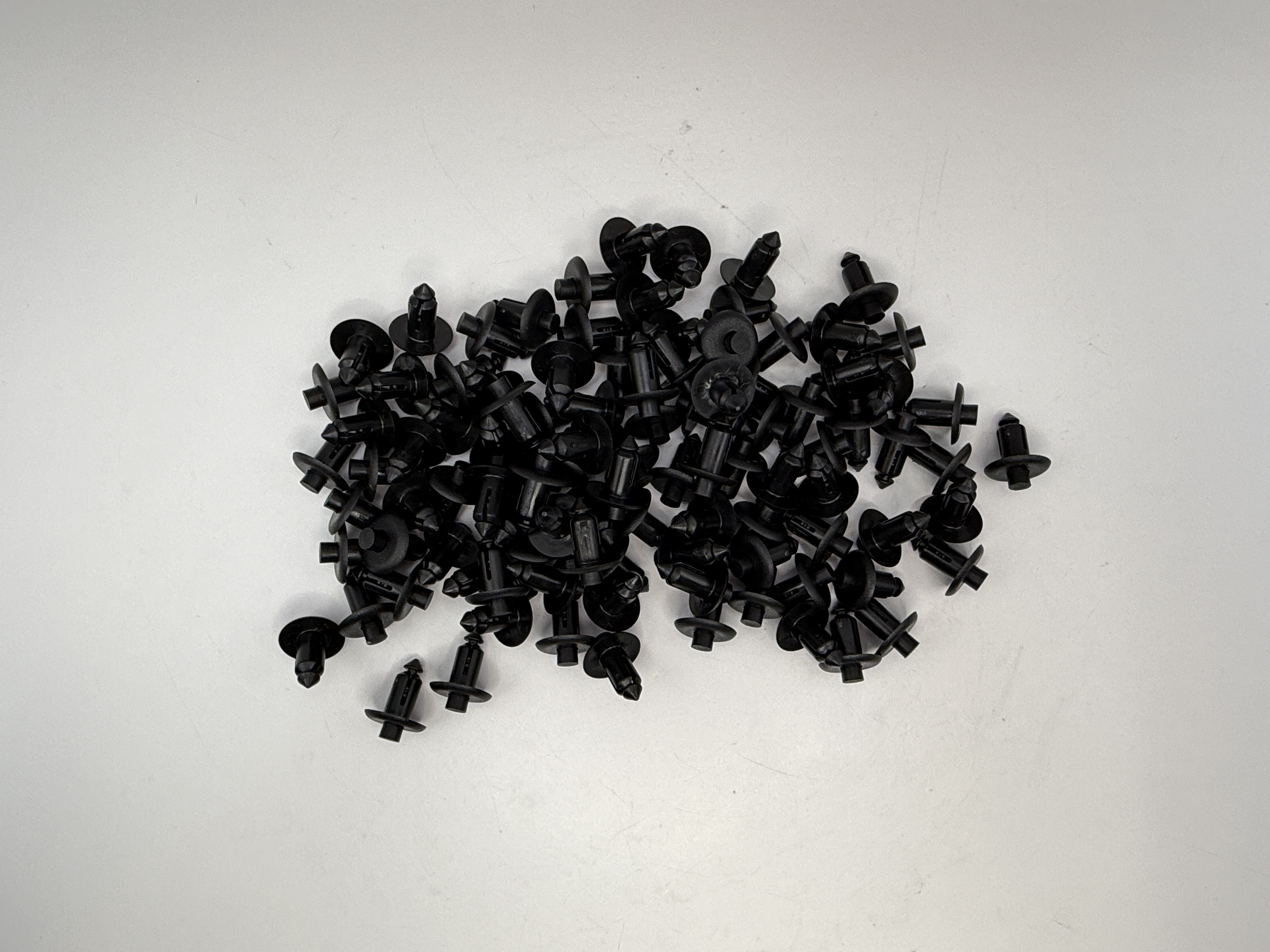 Fairing Clip Pry Rivet 7mm OD, 16mm Head, 15mm/21mm Long