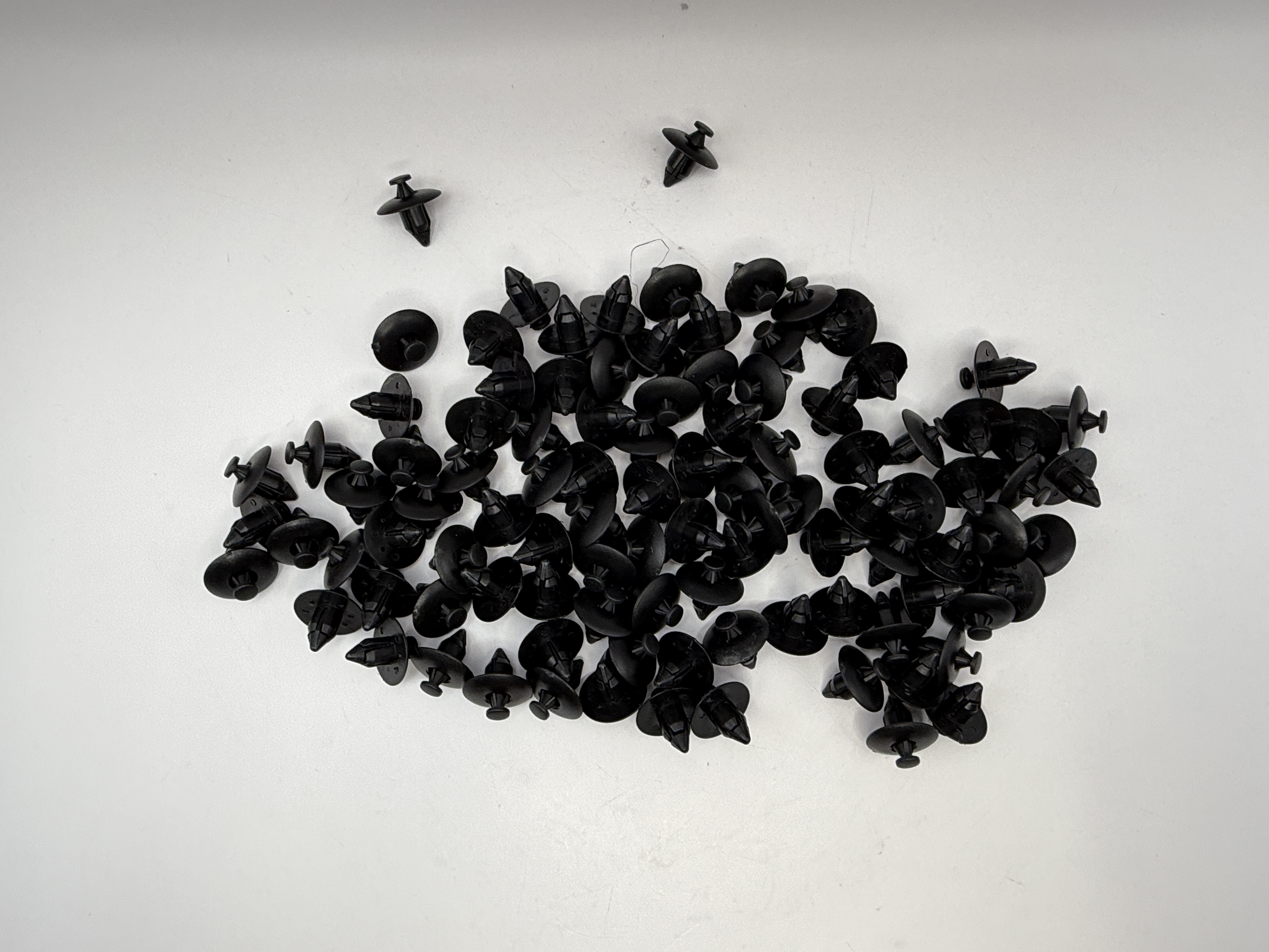 Fairing Clip Pry Rivet 8mm OD, 20mm Head, 13mm/21mm Long