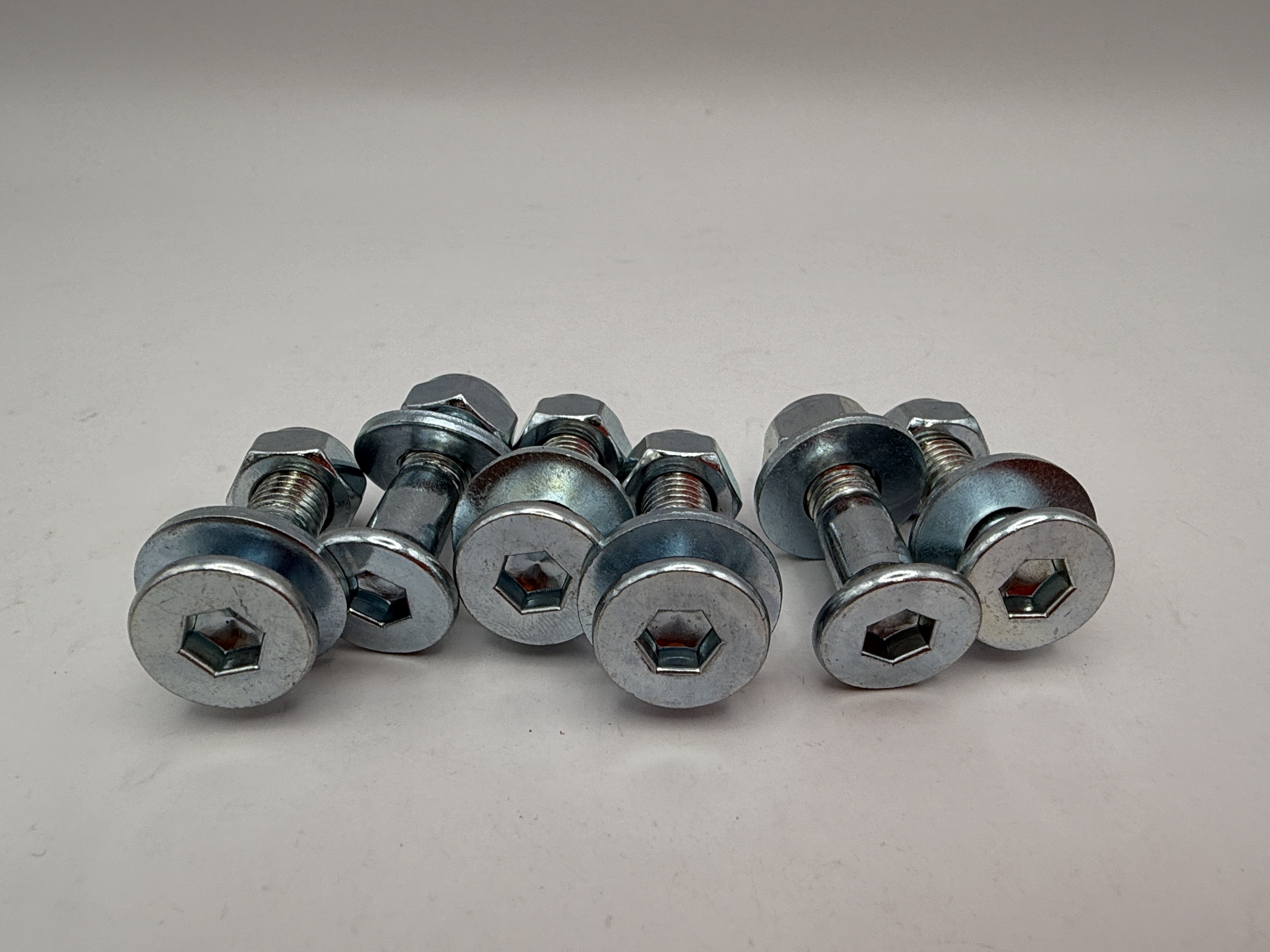 Hendler Rear Sprocket Nut & Bolt Kit Silver MX Models M8 x 31mm