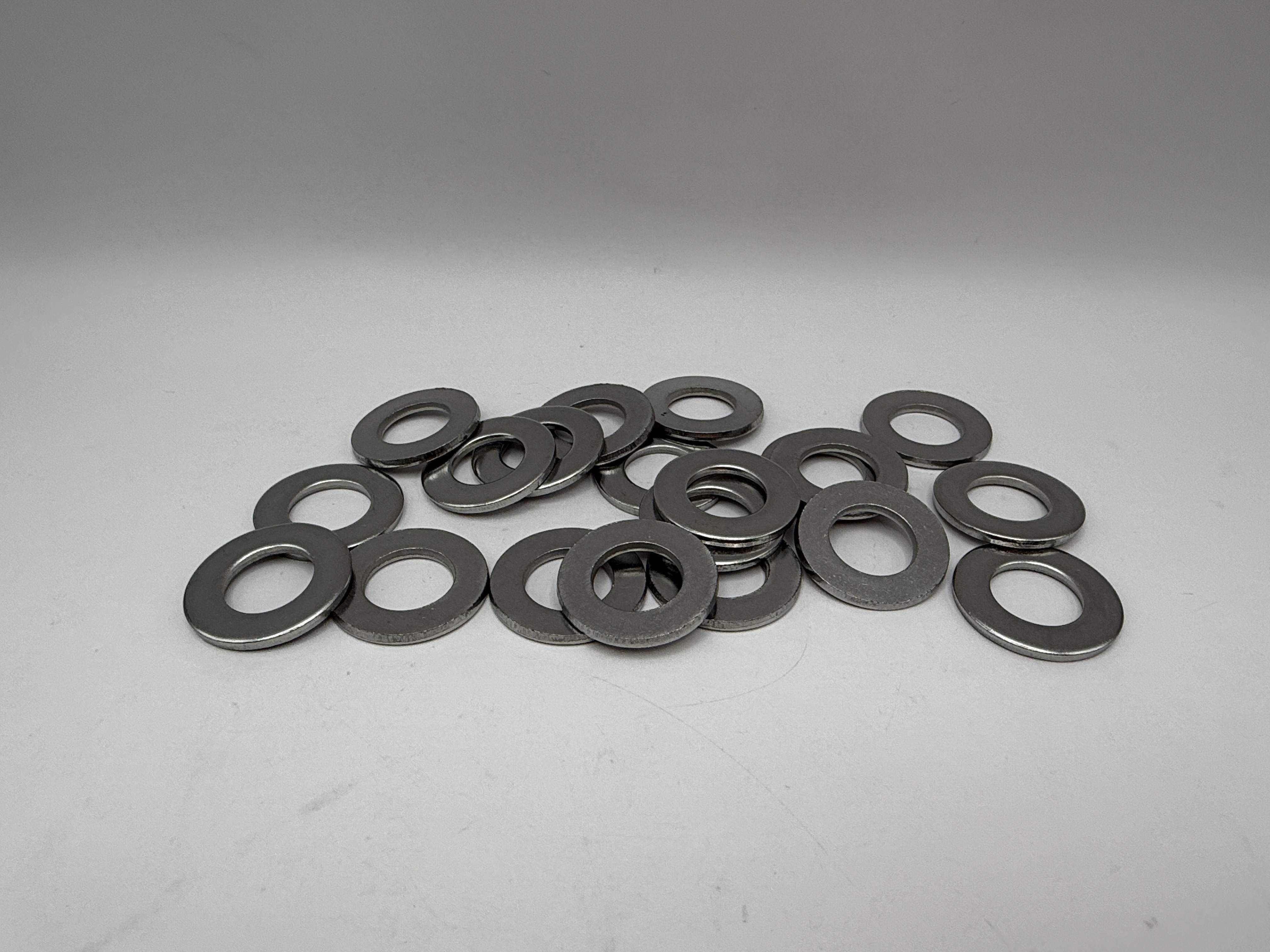 Hendler Washers Plain Stainless Steel M14 x 28mm OD x 2.5mm Thick