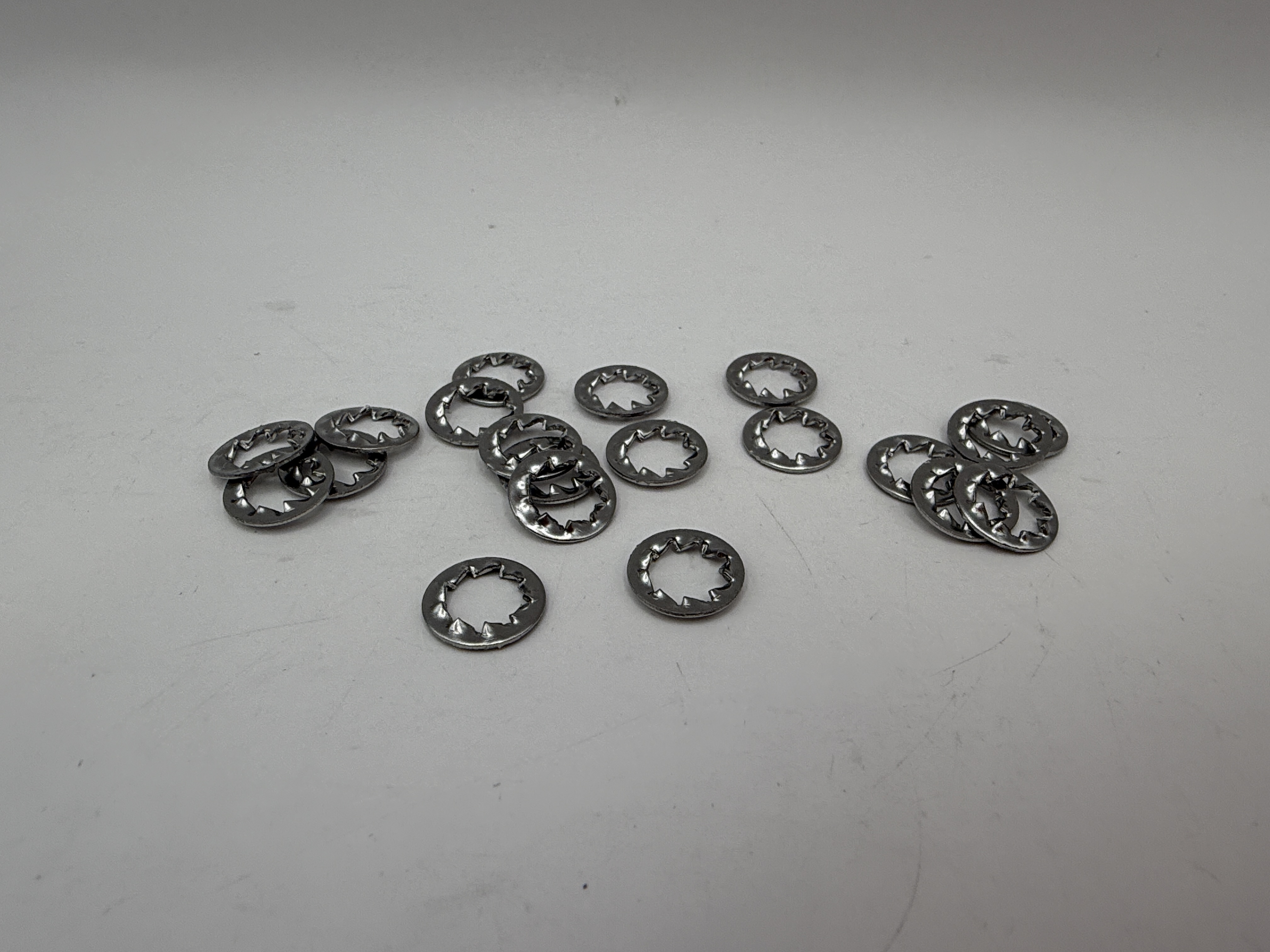Hendler Washers Crinkle Locking Stainless Steel M6 x 12mm OD x 0.7mm Thick