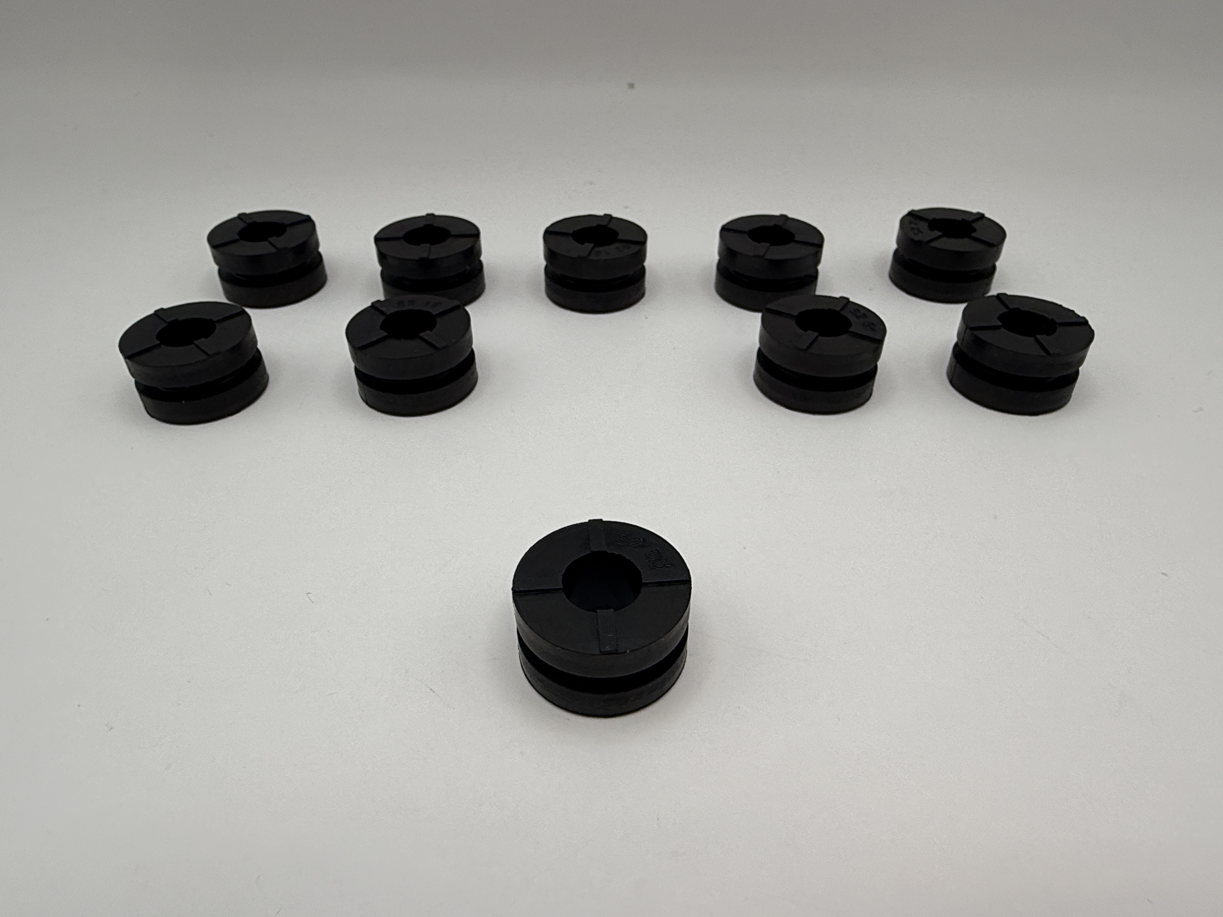 TourMax Grommet OD 22mm x ID 10mm x Width 12mm (Rubber) OE Ref: 19051-KA3-830