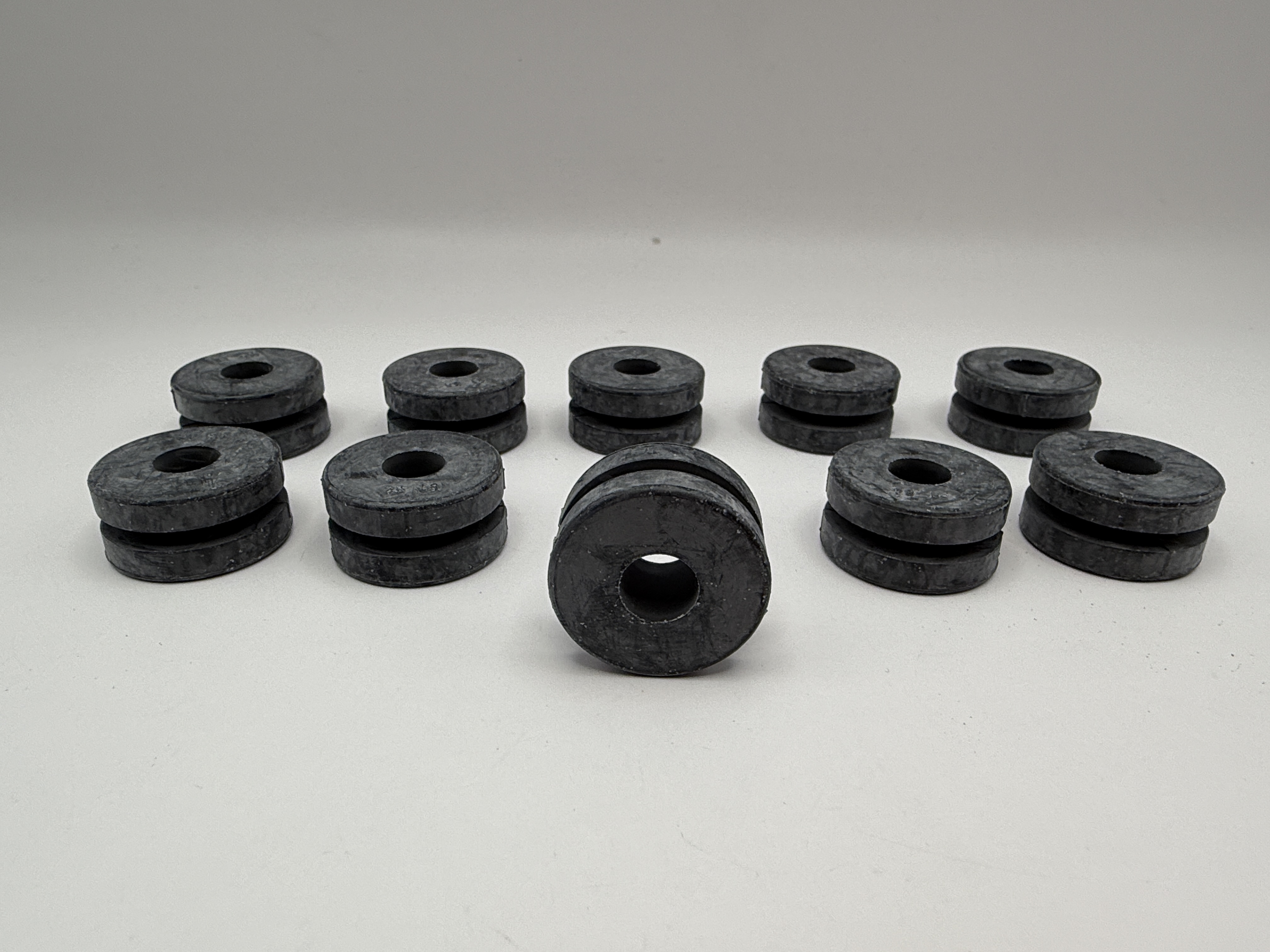 TourMax Grommet OD 25mm x ID 9.5mm x Width 13mm (Rubber) OE Ref: 19051-KA3-710