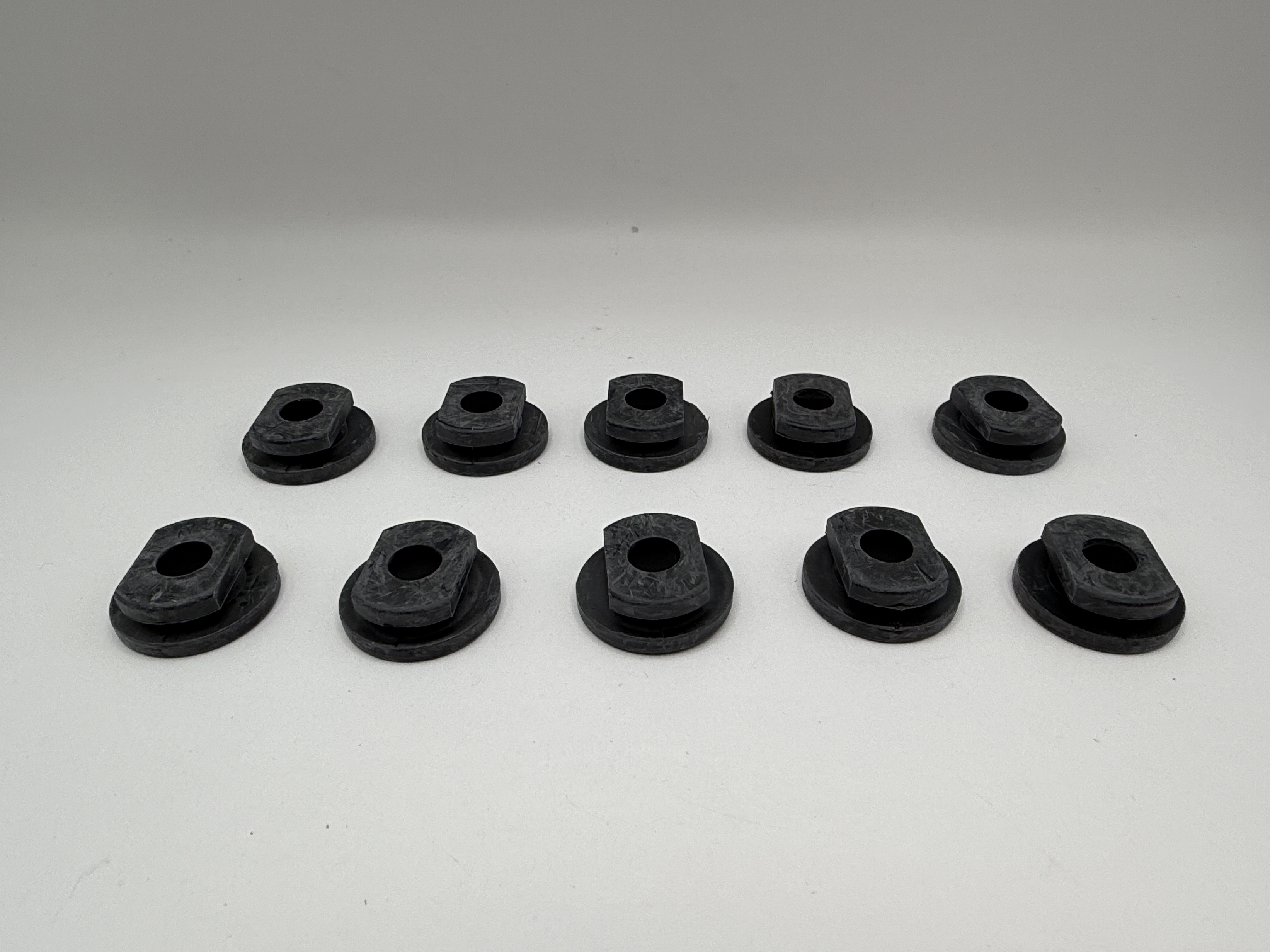 TourMax Grommet OD 30mm x ID 10mm x Width 11.5mm (Rubber) OE Ref: 19012-HB9-000