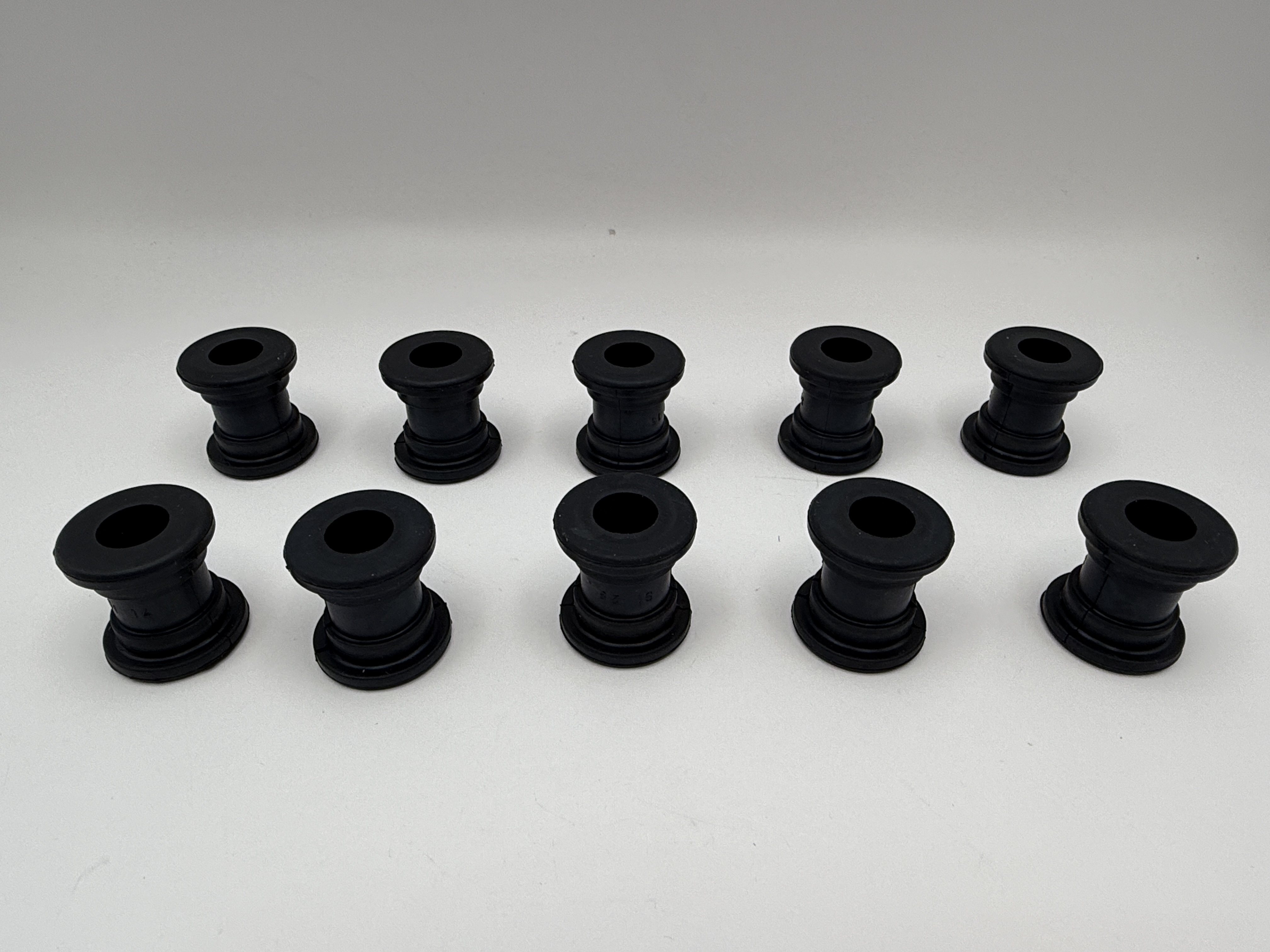 TourMax Grommet OD 26mm x ID 11.5mm x Width 28mm (Rubber) OE Ref: 18421-MA6-000