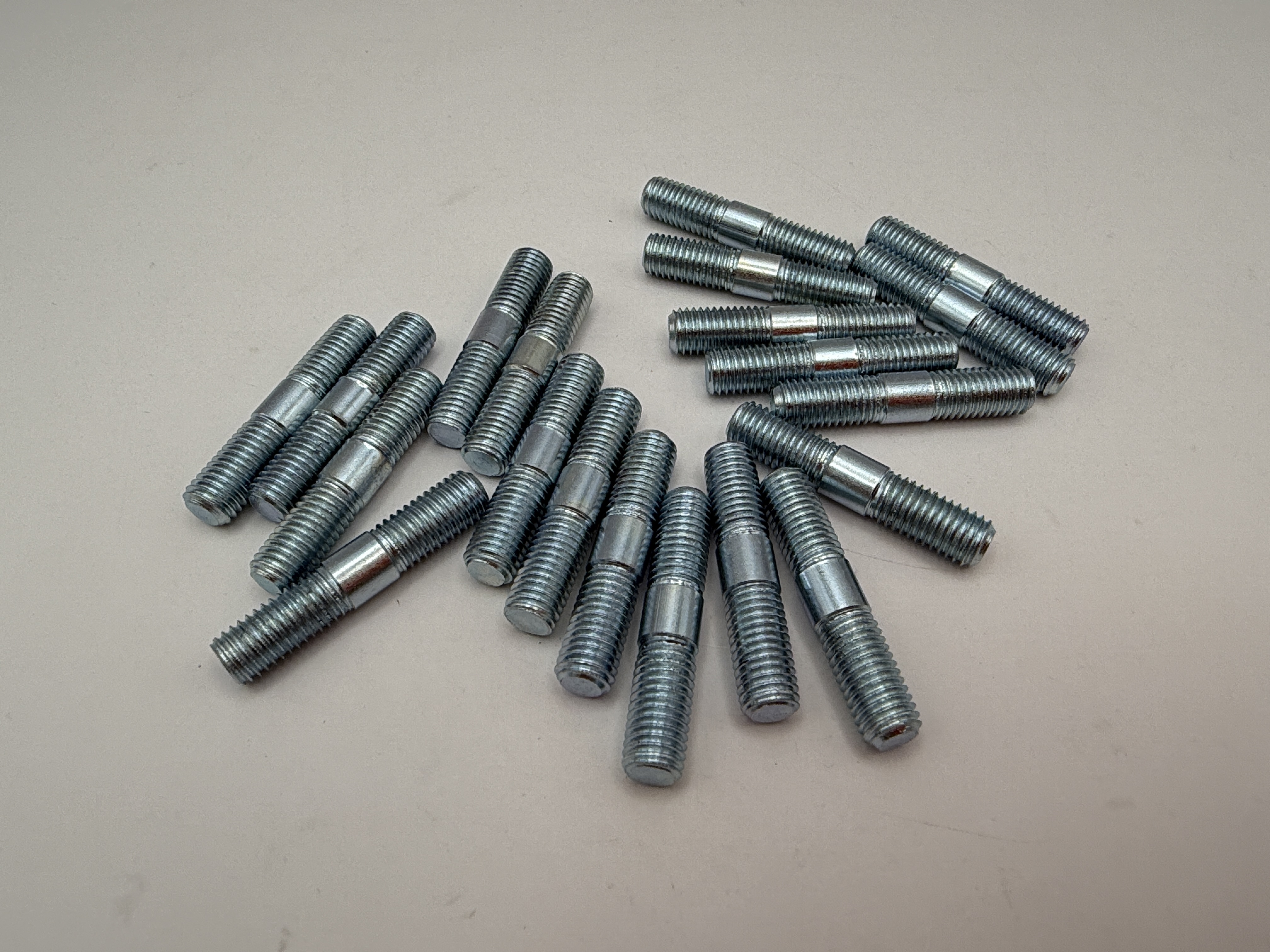 Hendler Studs 7mm x 35mm x 1.00mm Pitch