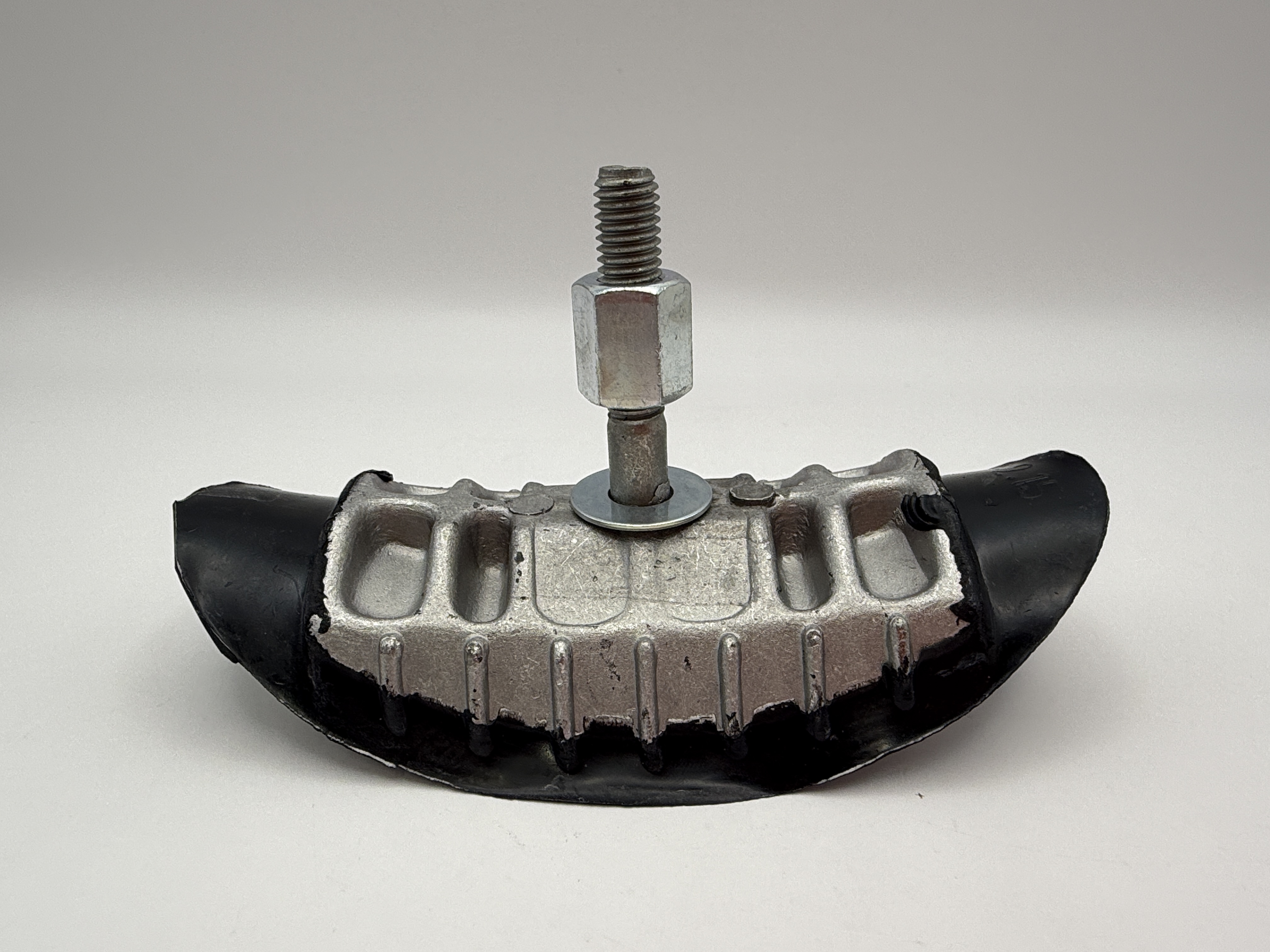 Hendler Tyre Clamp Aluminum Body & Rubber Size 350-400 (2.15) Narrow Version