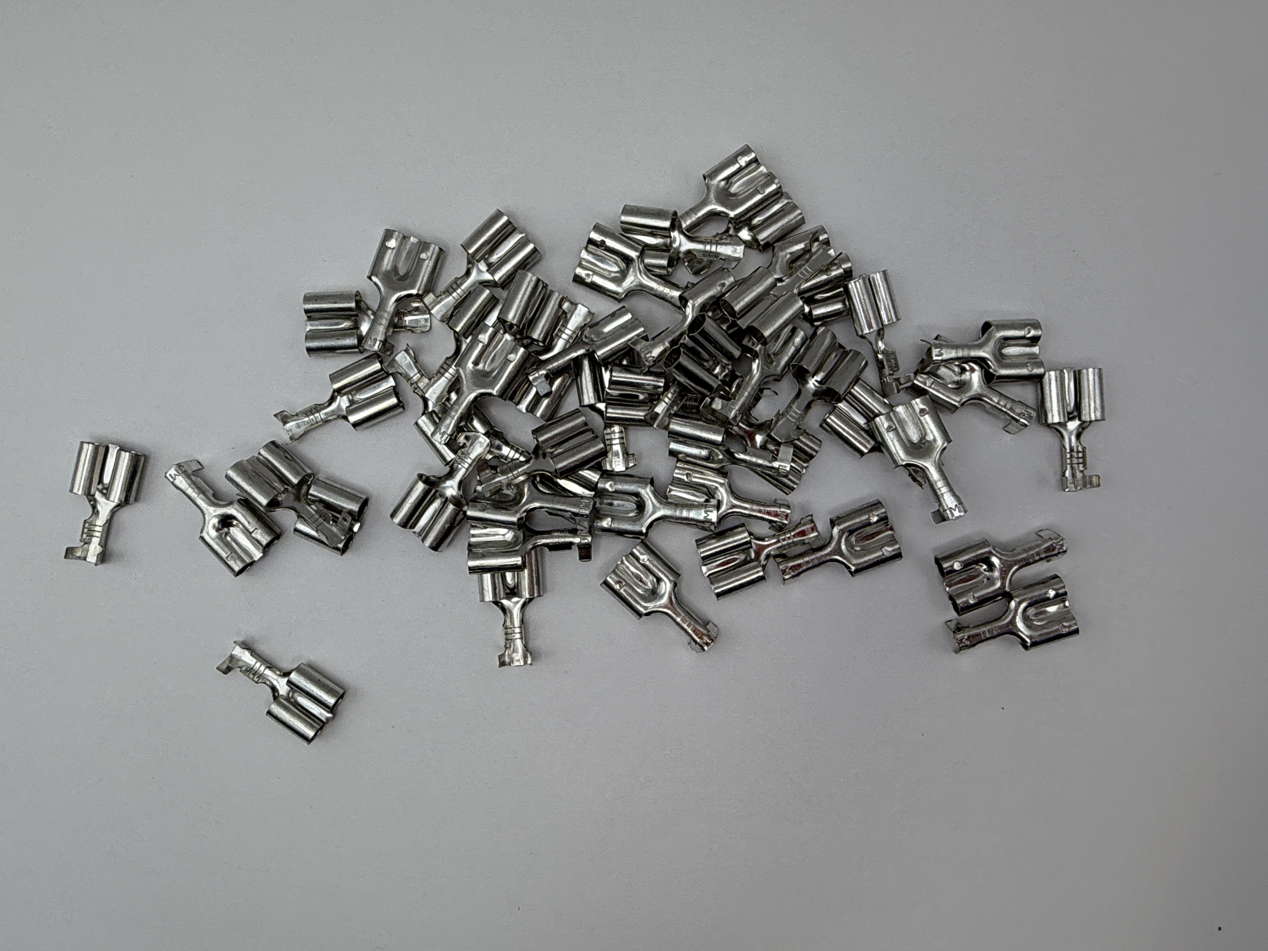 Hendler Connectors Double Female Bullet OD 3.96mm Solder Type