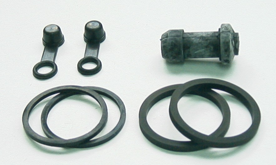 TourMax Brake Caliper Seal Rebuild Kit Front Honda NX500 92-97, VT600C Shadow 88-89, NT650 Hawk GT 88-91, NTV650 88-90, NX650 88-94, XRV650 Africa Twin 88, VF750C 88