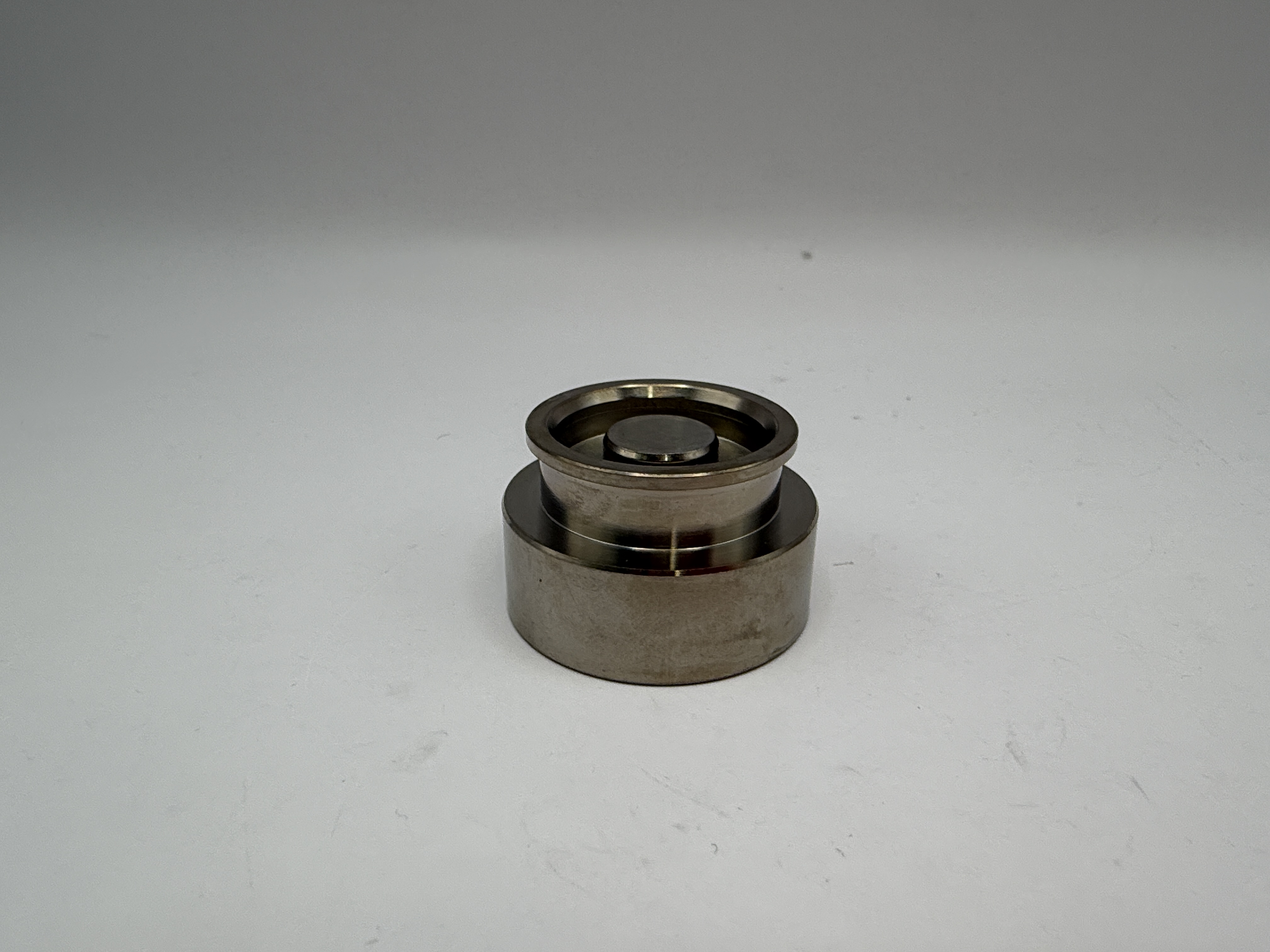 TourMax Clutch Slave Piston Kawasaki ZX-7R 96-02, ZX-7RR 96-98, ZX750H-L 89-95, ZX750K-M 91-94, ZX-9R 94-97, GPZ1100 95-97, ZZR1100D1-7 93-99, ZZR1100 C1-3 90-92, ZRX1200 01-04 OE Ref: 13256-1052 OD:33.5mm x 21mm