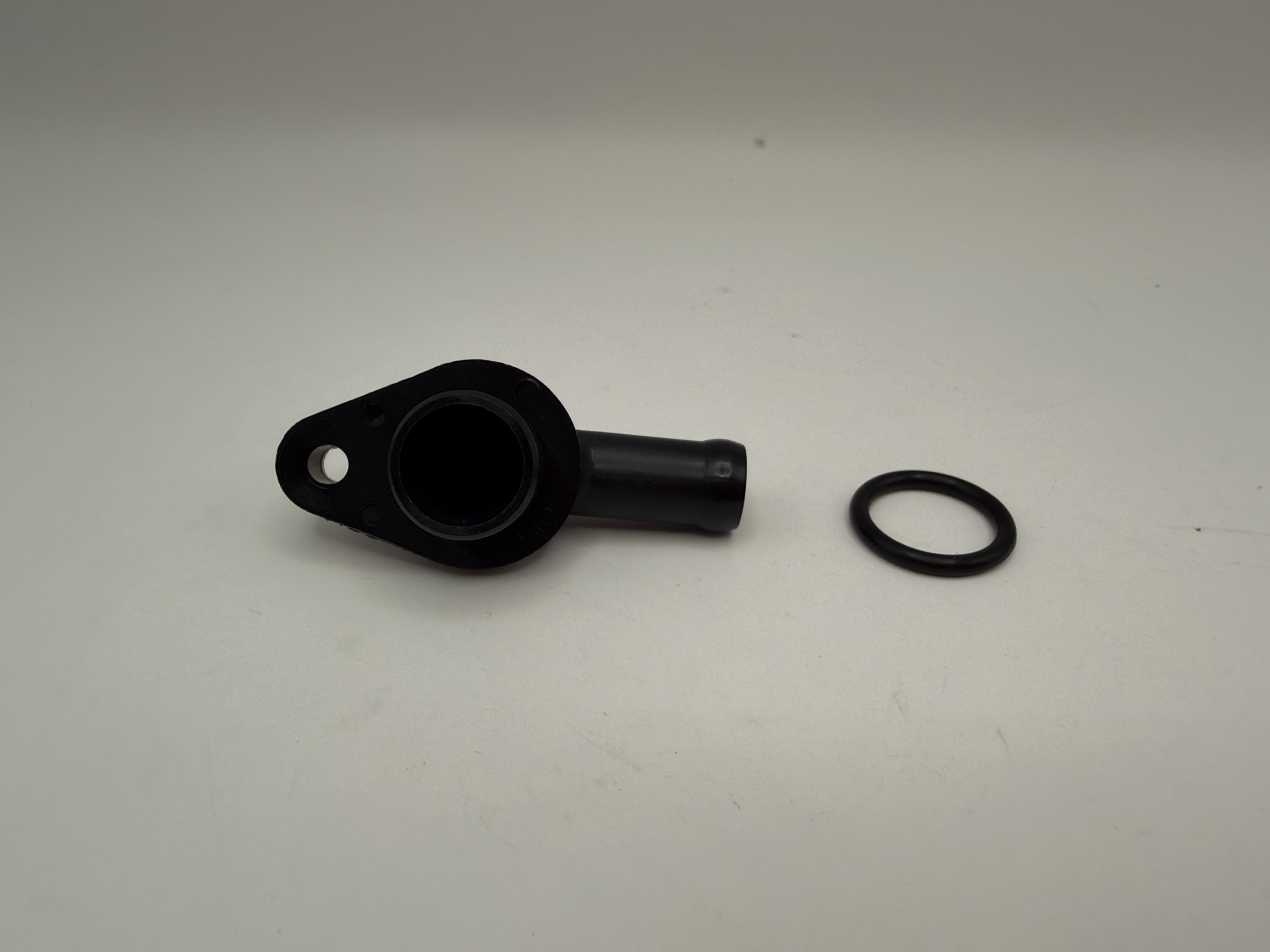TourMax Master Cylinder Rear Connector Kit Suzuki GSF600 Bandit 95-04, GSX-R600 97-05, RF600R 93-96, GSF650 Bandit 05-12, SV650 99-07, GSX-R750 85-05, RF900R 94-96, GSX-R1000 01-08, SV1000 03-07, GSF1200 Bandit 96-06, GSX1300 Hayabusa 99-12