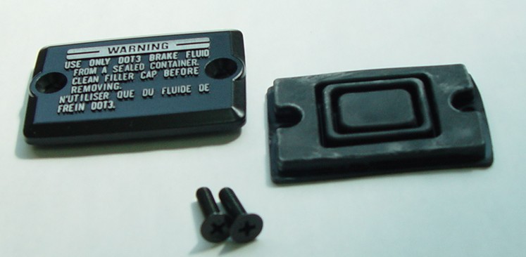 TourMax Master Cylinder Cap Kawasaki EX500A1-7 87-93, ZR550B Zephyr 90, ZX-6R 90, ZX600A1-3 85-87, ZX600C1-4 88-91, ZR750C1-3 91-93 OE Refs: 43026-1055, 43028-1058, 92001-1727