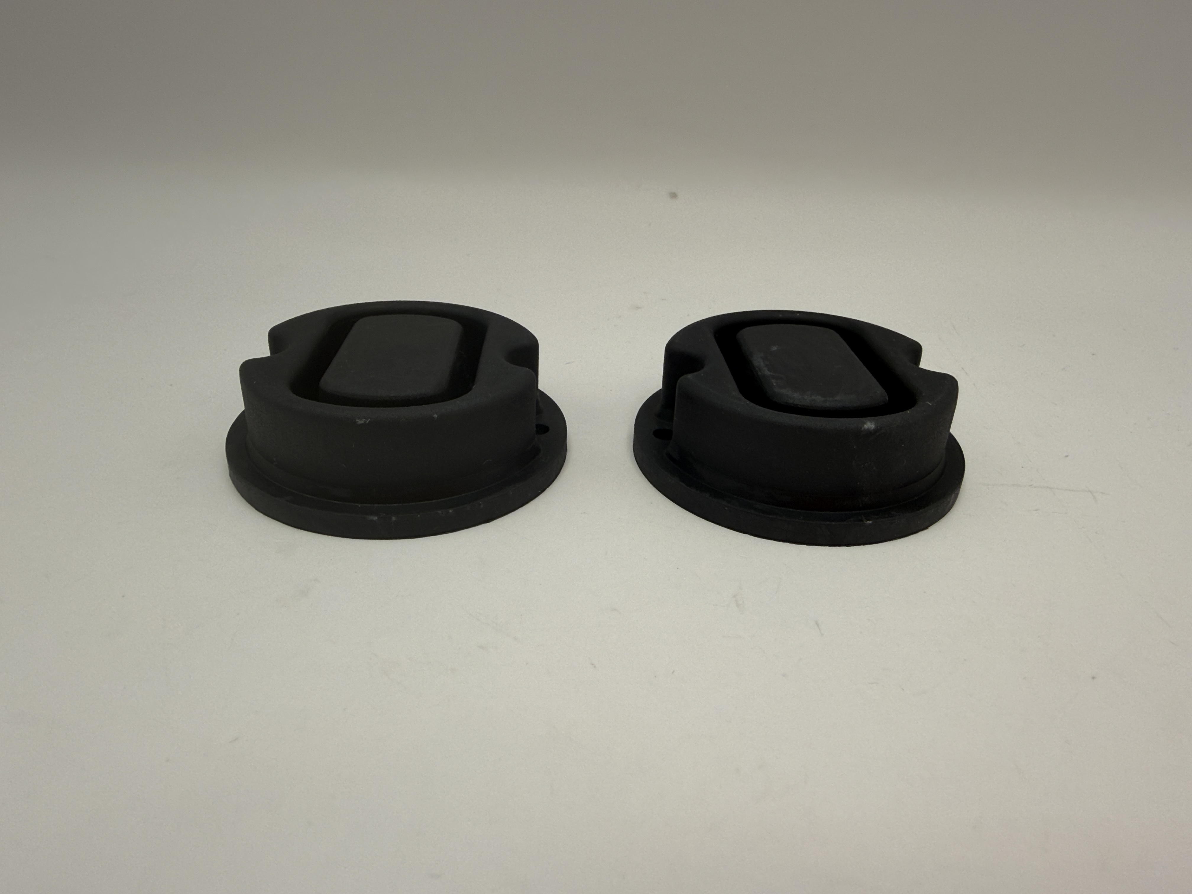 Tourmax Master Cylinder Rubber Diaphragm Front Honda VFR400R 90-91, RVF750R (RC45) 94-95, VFR750R (RC30) 88-90, CBR900RR 92-05, VTR1000F Firestorm 97-03, VTR1000SP 00-06 OE Ref: 45520-KV3-006