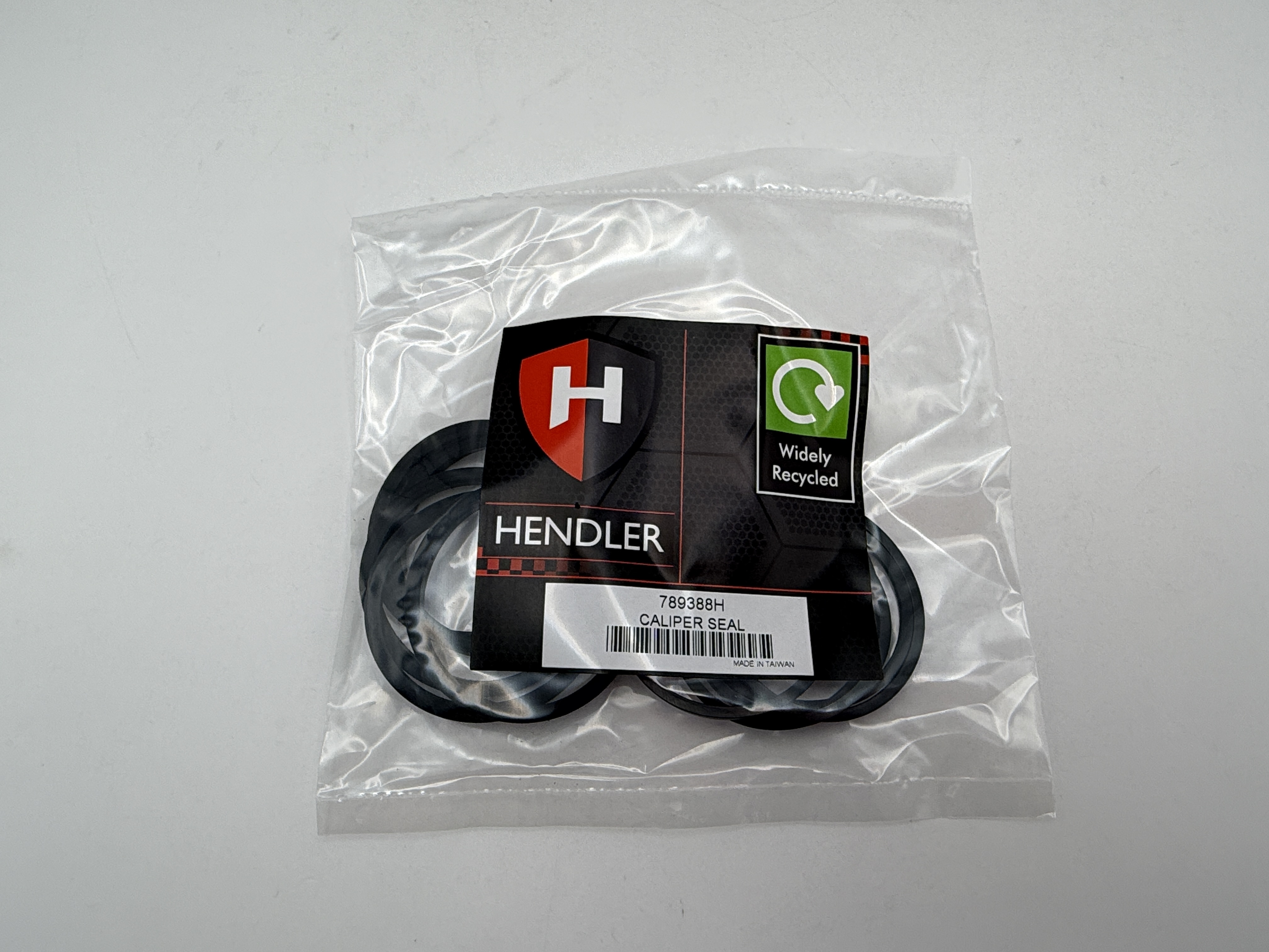 Hendler Caliper Oil Seals & Dust Seals OD 38mm as fitted to Yamaha (Thin Dust Seal 1.85mm thick)