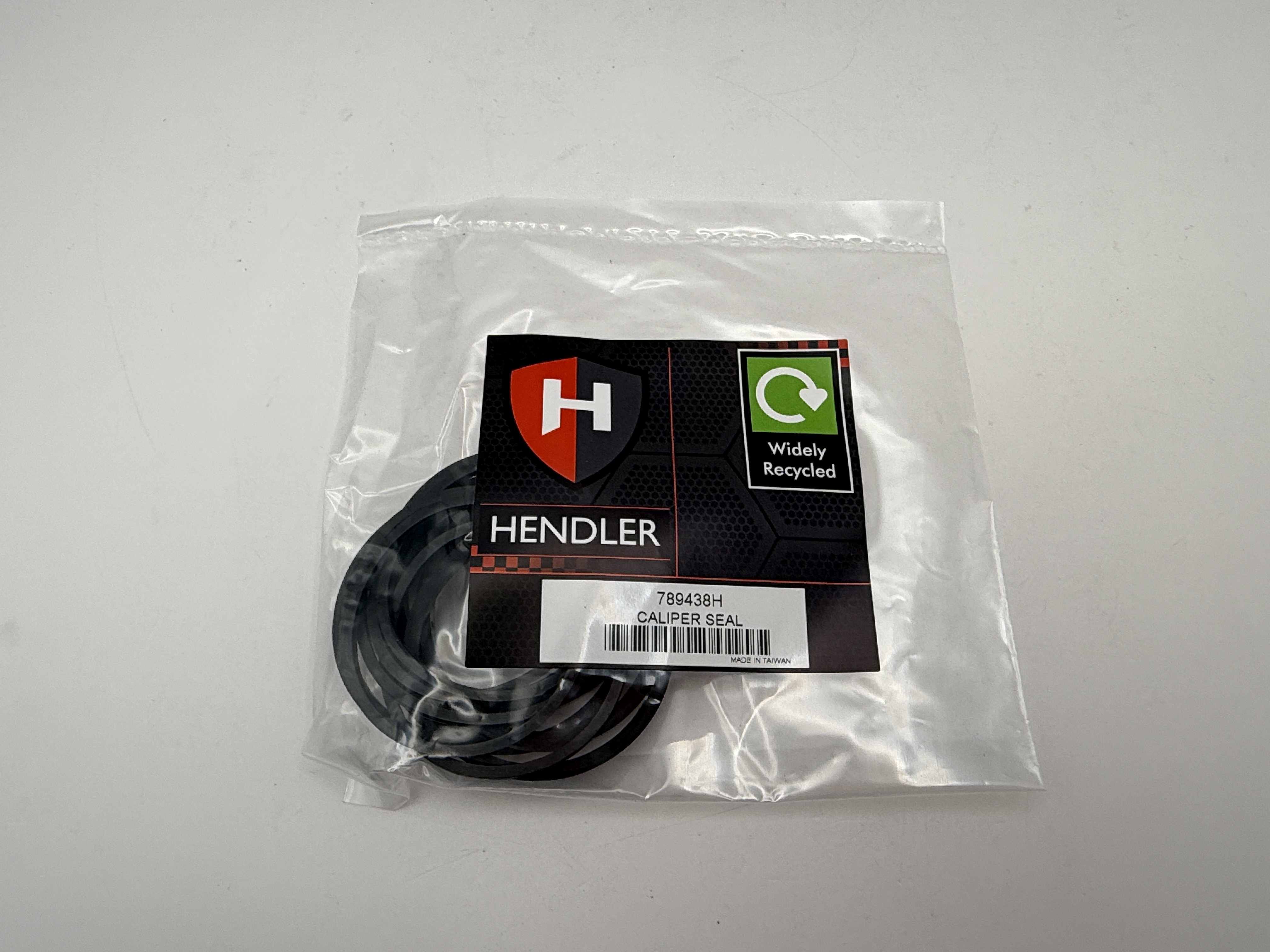 Hendler Caliper Seals Only OD 43mm as fitted to Yamaha (Thin Dust Seal)