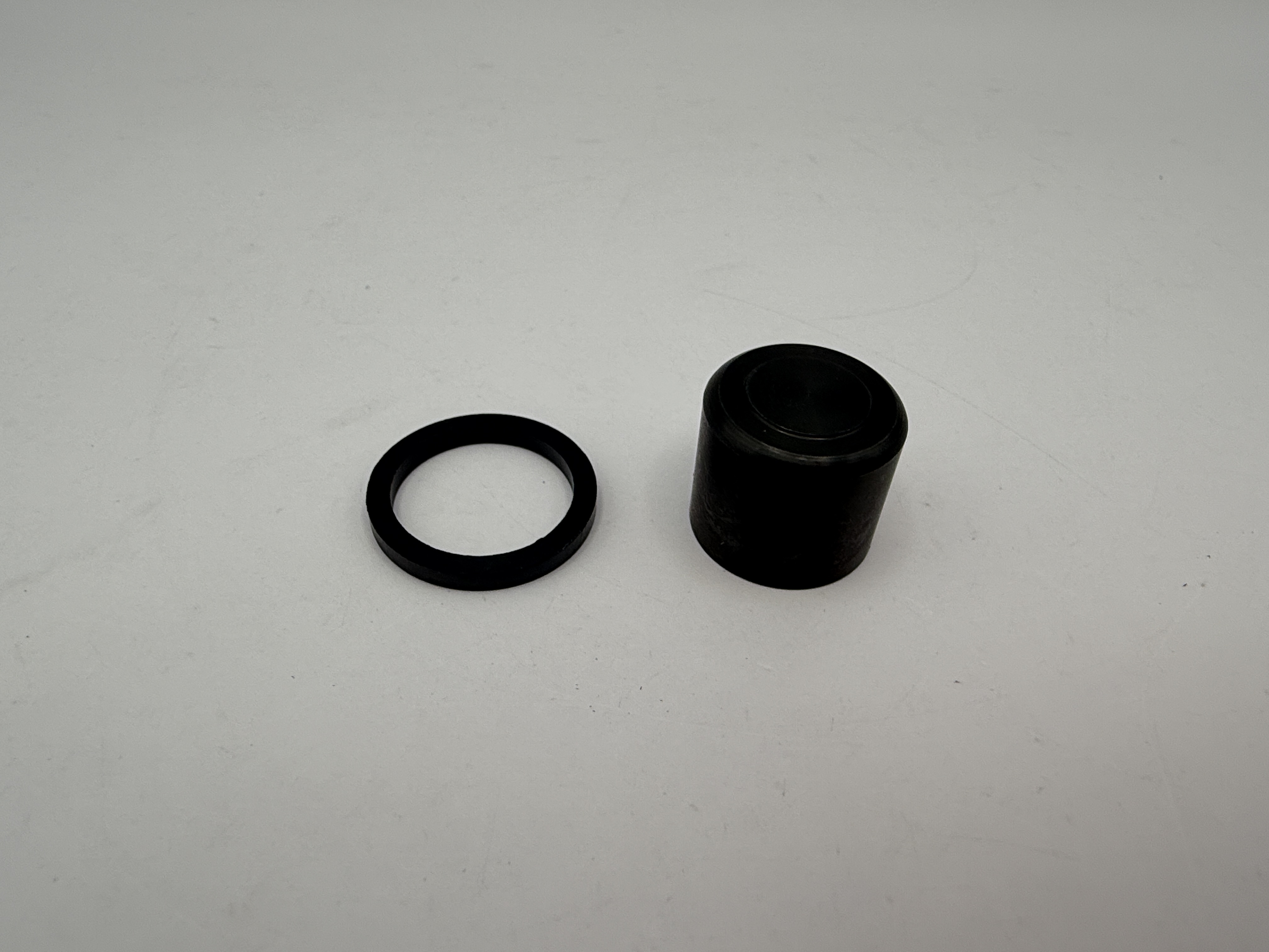 Hendler Caliper Piston & Seal Kit 16.15mm x 14.50mm (OEM Ref: 47013083100)
