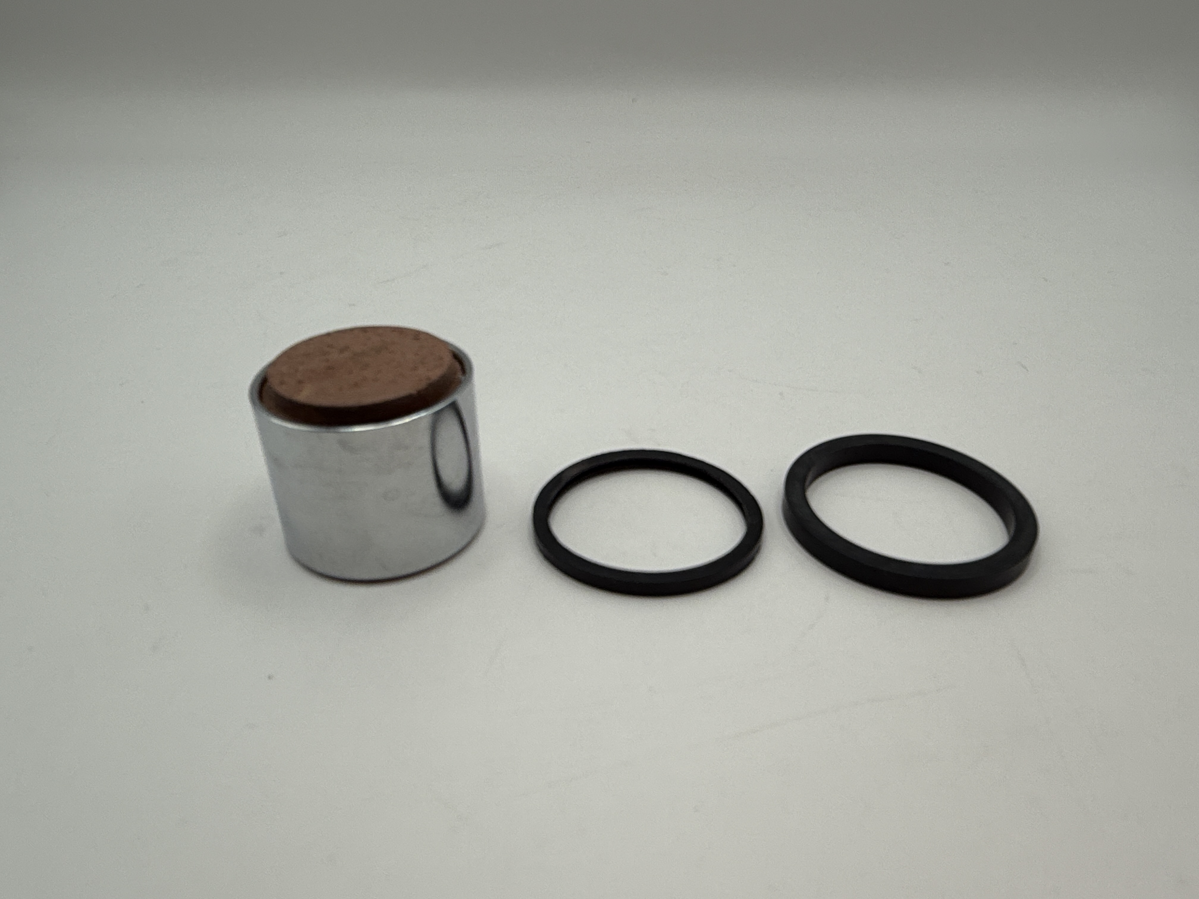 Hendler Caliper Piston & Seal Kit 27mm x 24.50mm