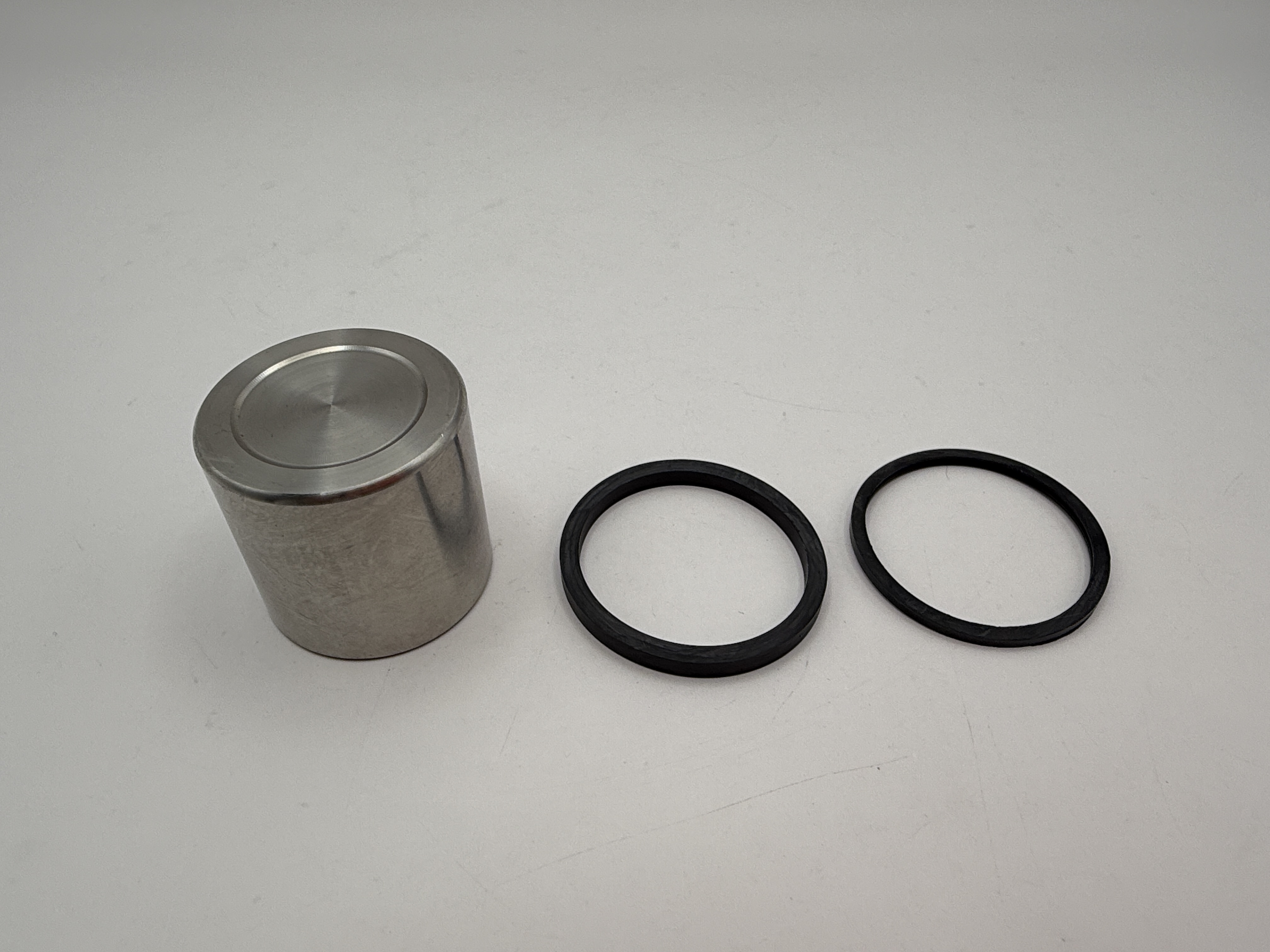 Hendler Stainless Steel 316L Brake Caliper Piston & Seal Kit 33.25mm x 32mm (Yamaha)