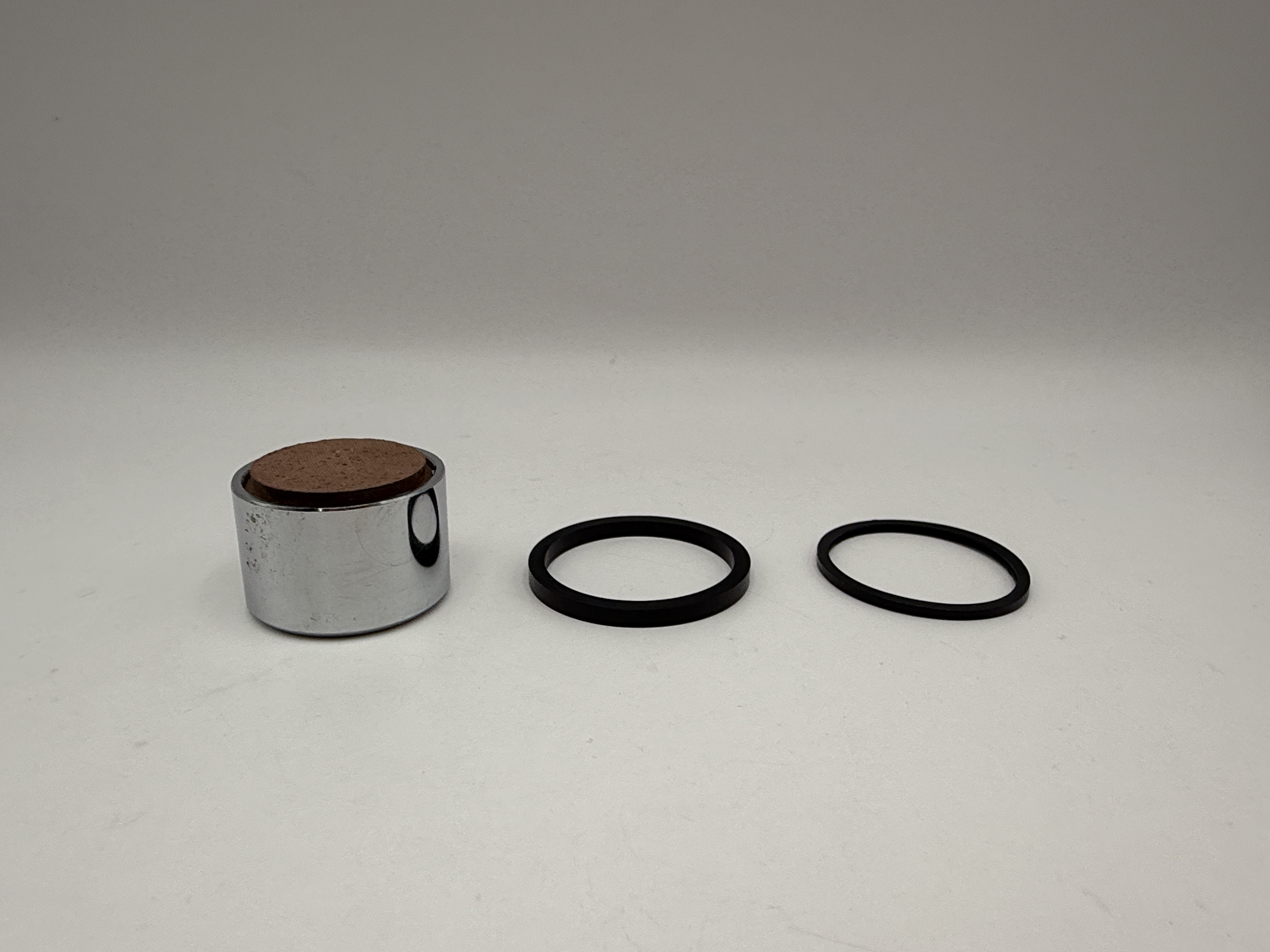 Hendler Caliper Piston & Seal Kit 34mm x 24.50mm