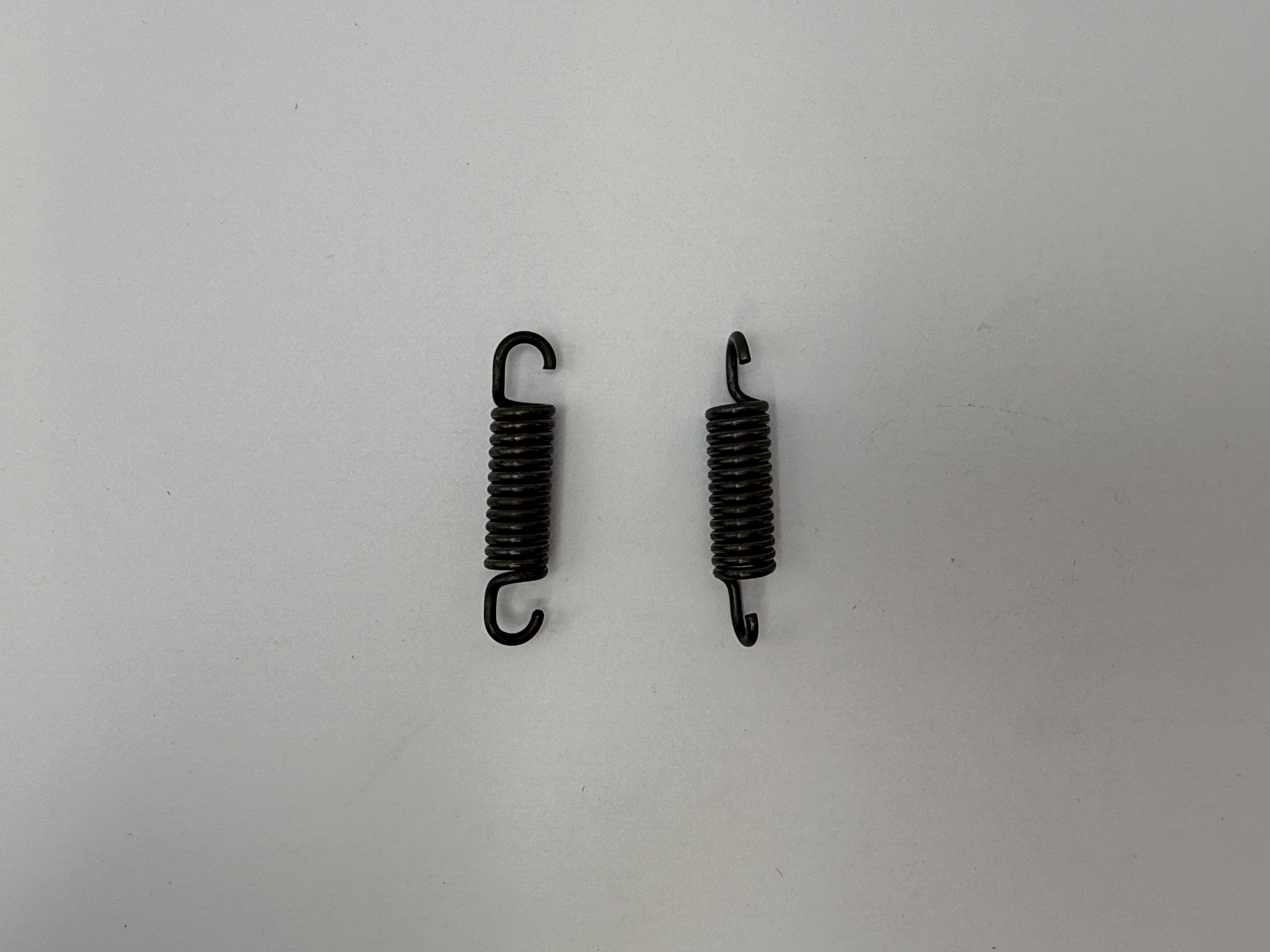 Hendler Drum Brake Shoe Springs for 799506 (36mm Centres) Thickness 8.25mm