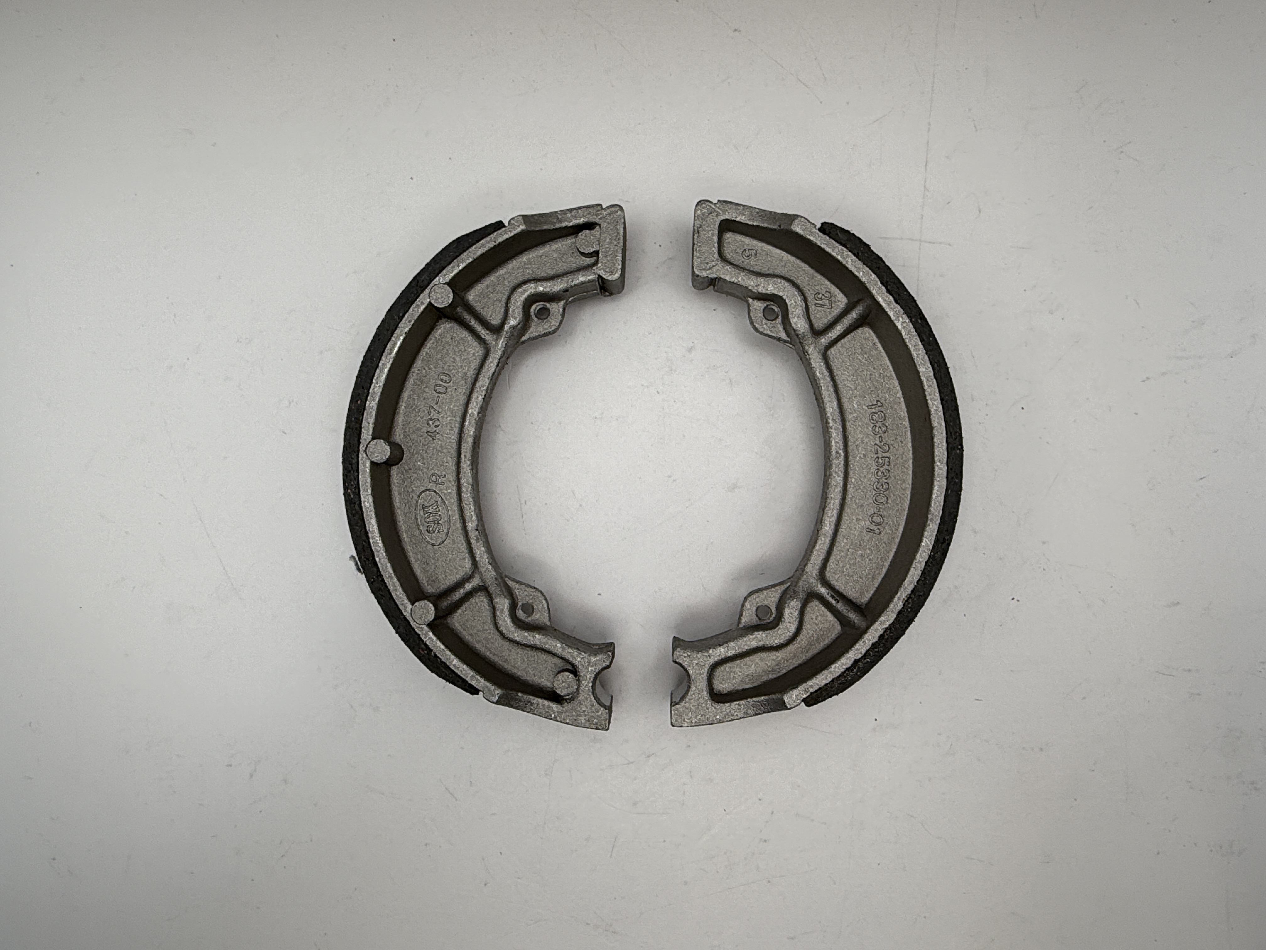 Hendler Drum Brake Shoes VB223, VB233, Y506, Y517 130mm x 28mm