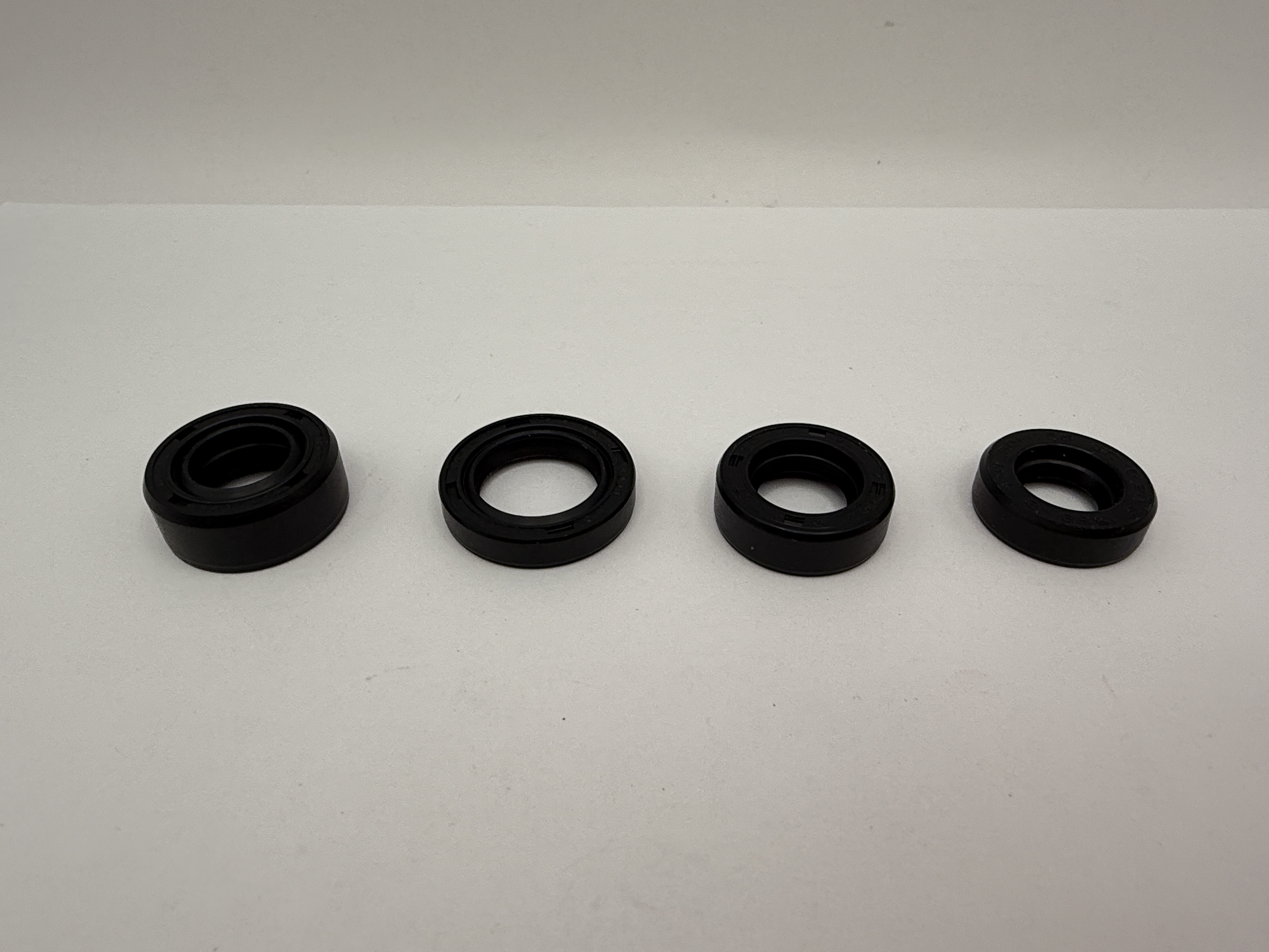 WRP Oil Seal Kit Suzuki DR100 83-90, DR125 82-84